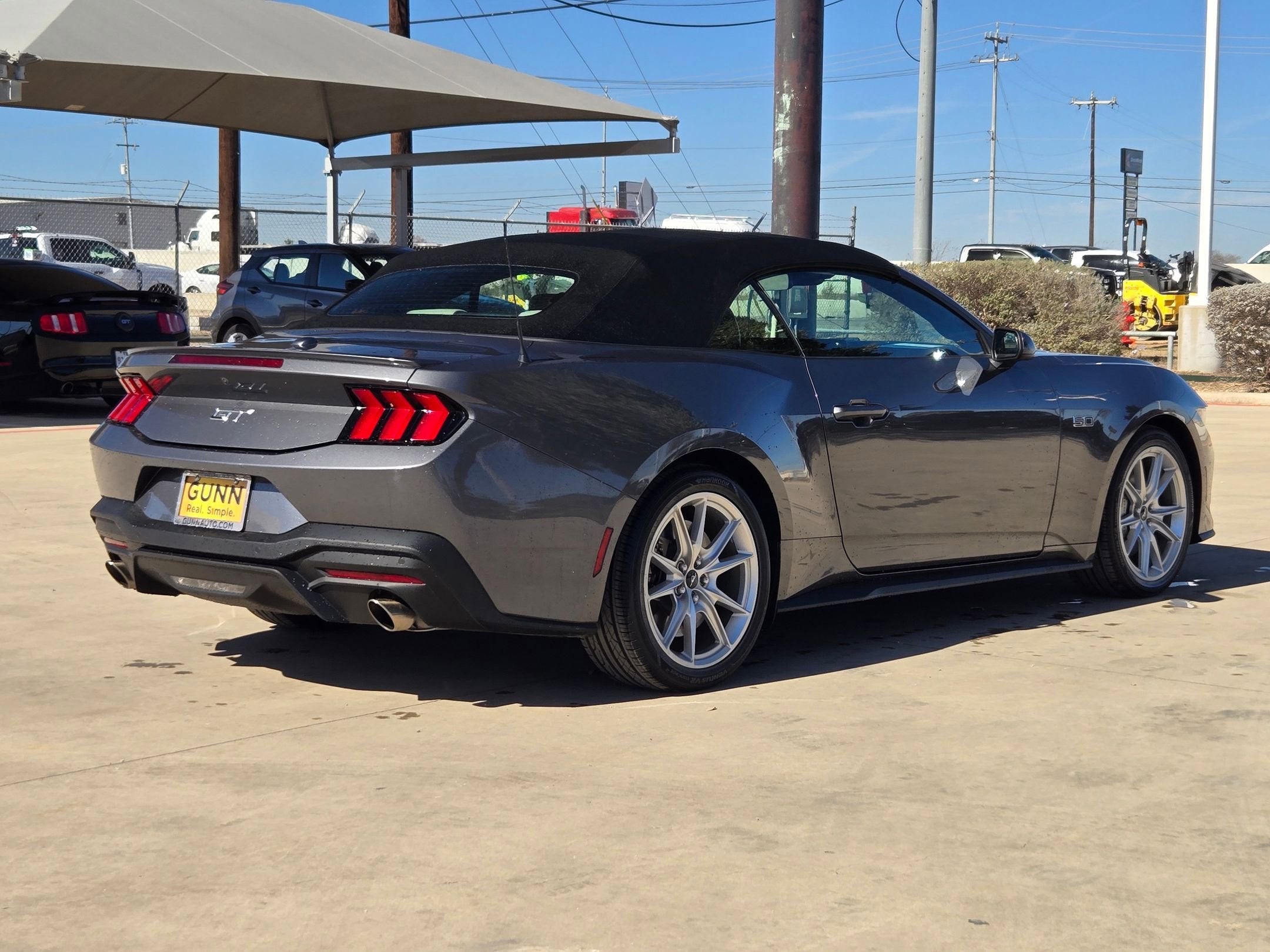 2024 Ford MUSTANG GT PREMIUM