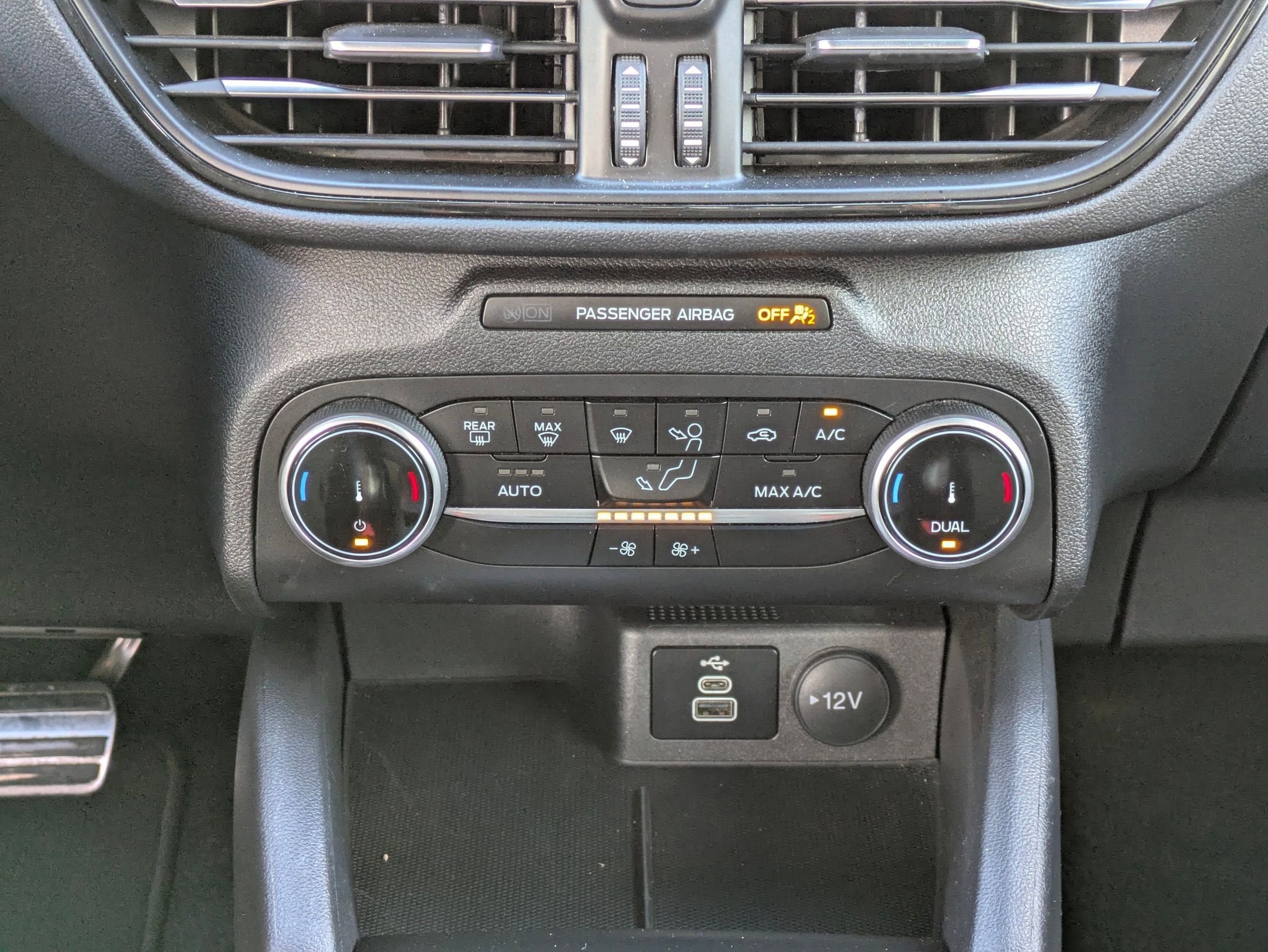 2024 Ford ESCAPE ST-LINE FWD