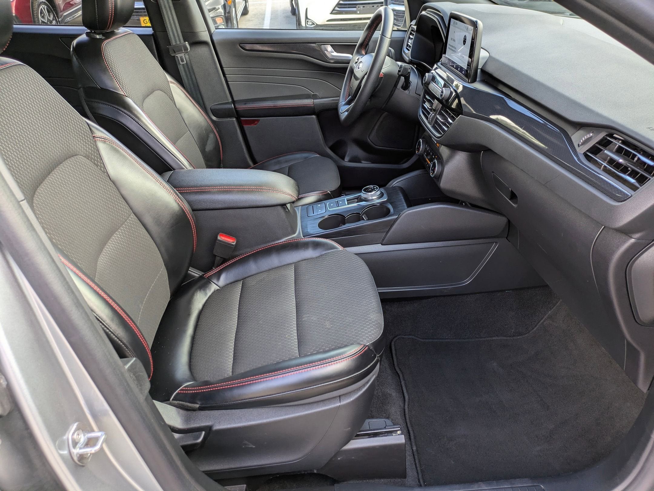 2024 Ford ESCAPE ST-LINE FWD