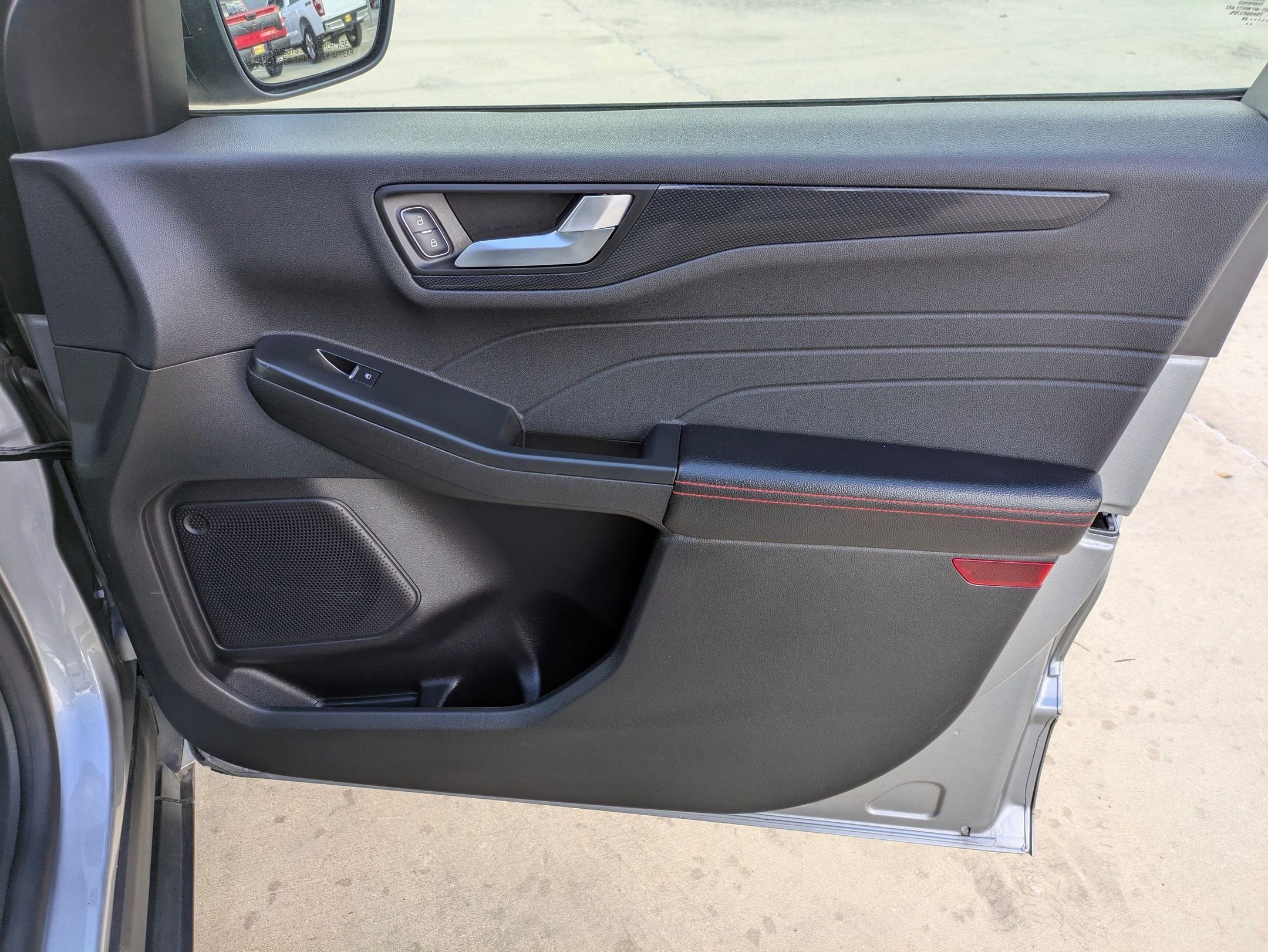 2024 Ford ESCAPE ST-LINE FWD