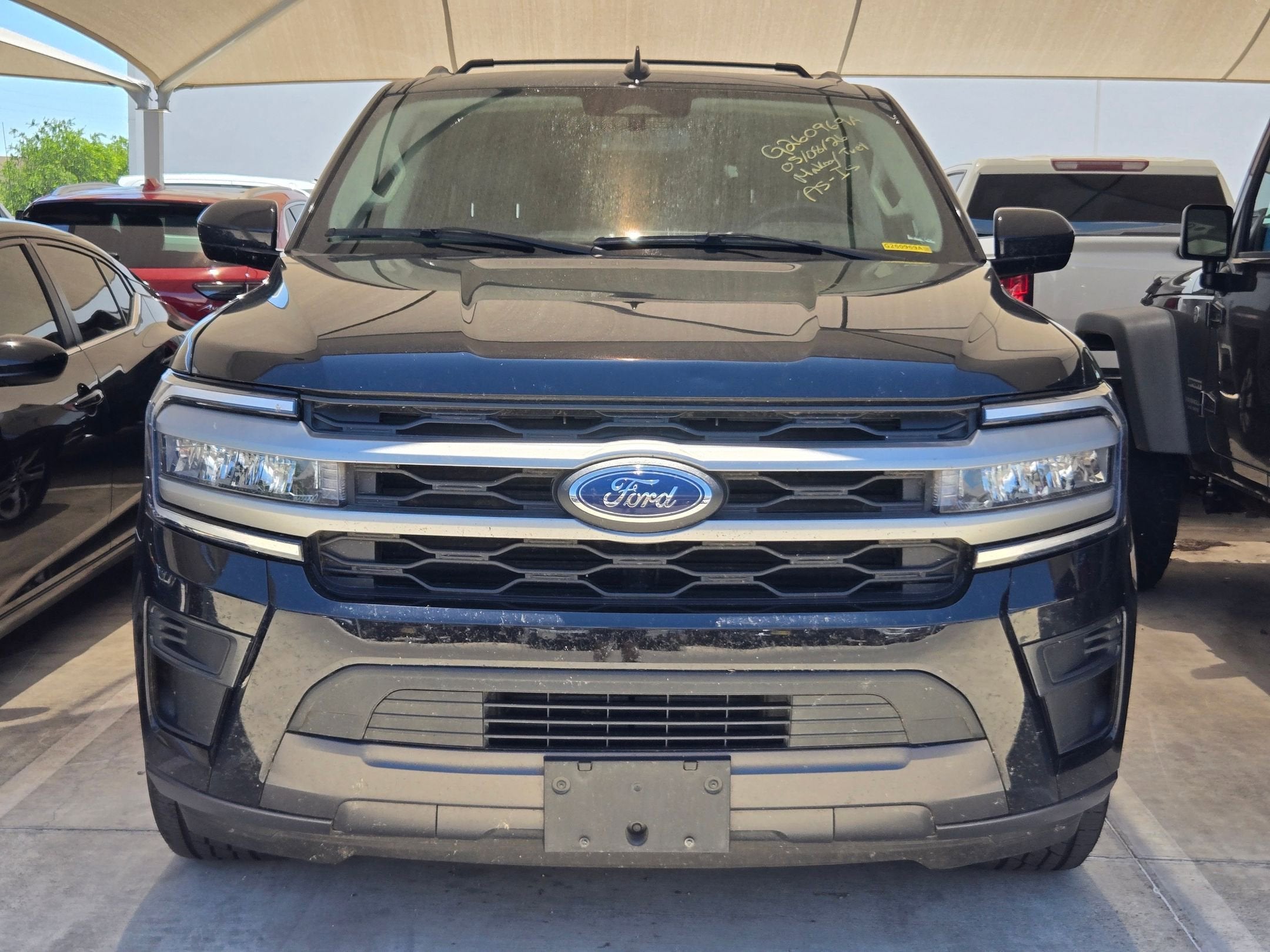 2024 Ford EXPEDITION XLT