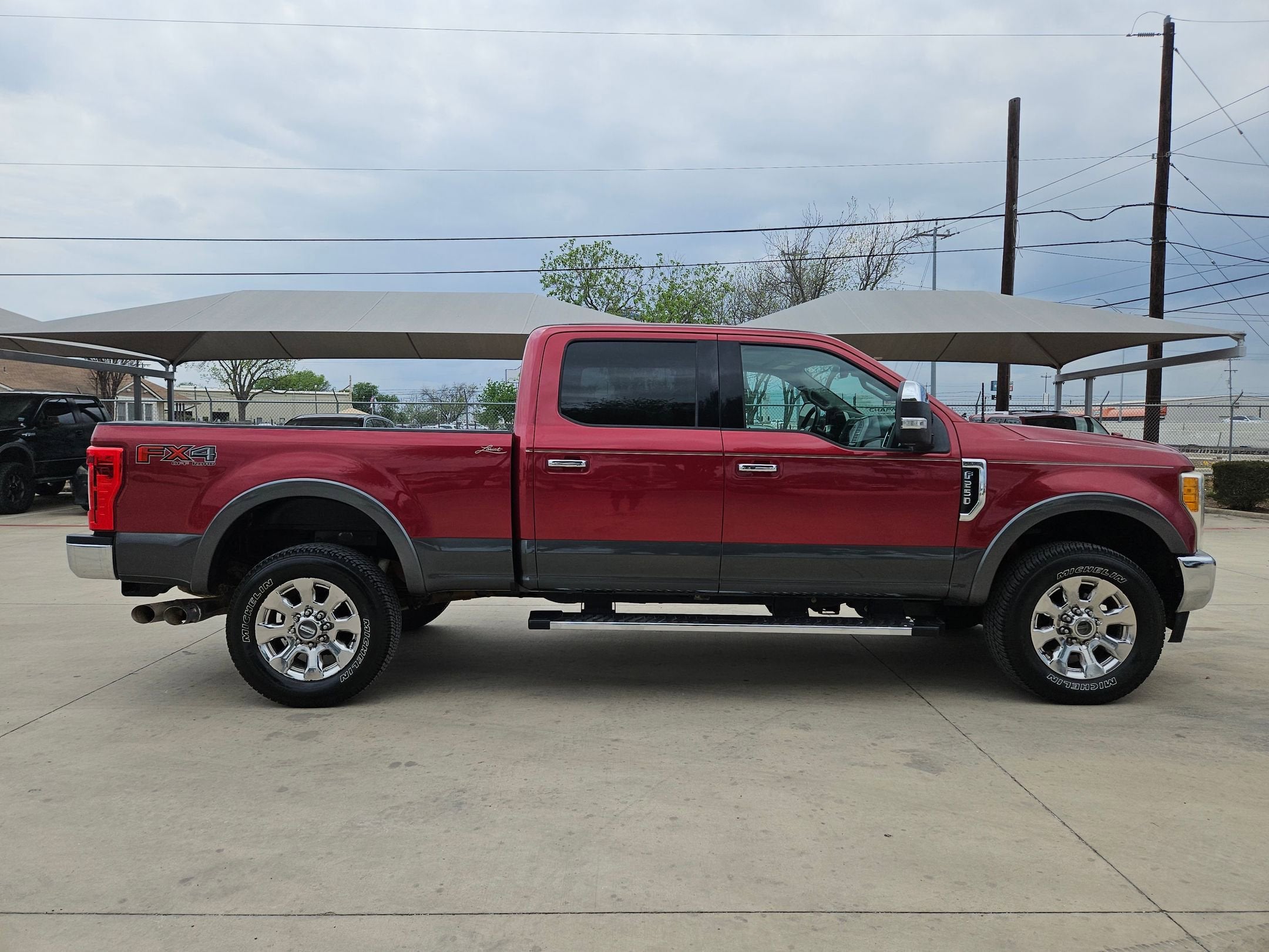 2017 Ford F-250 SD LARIAT