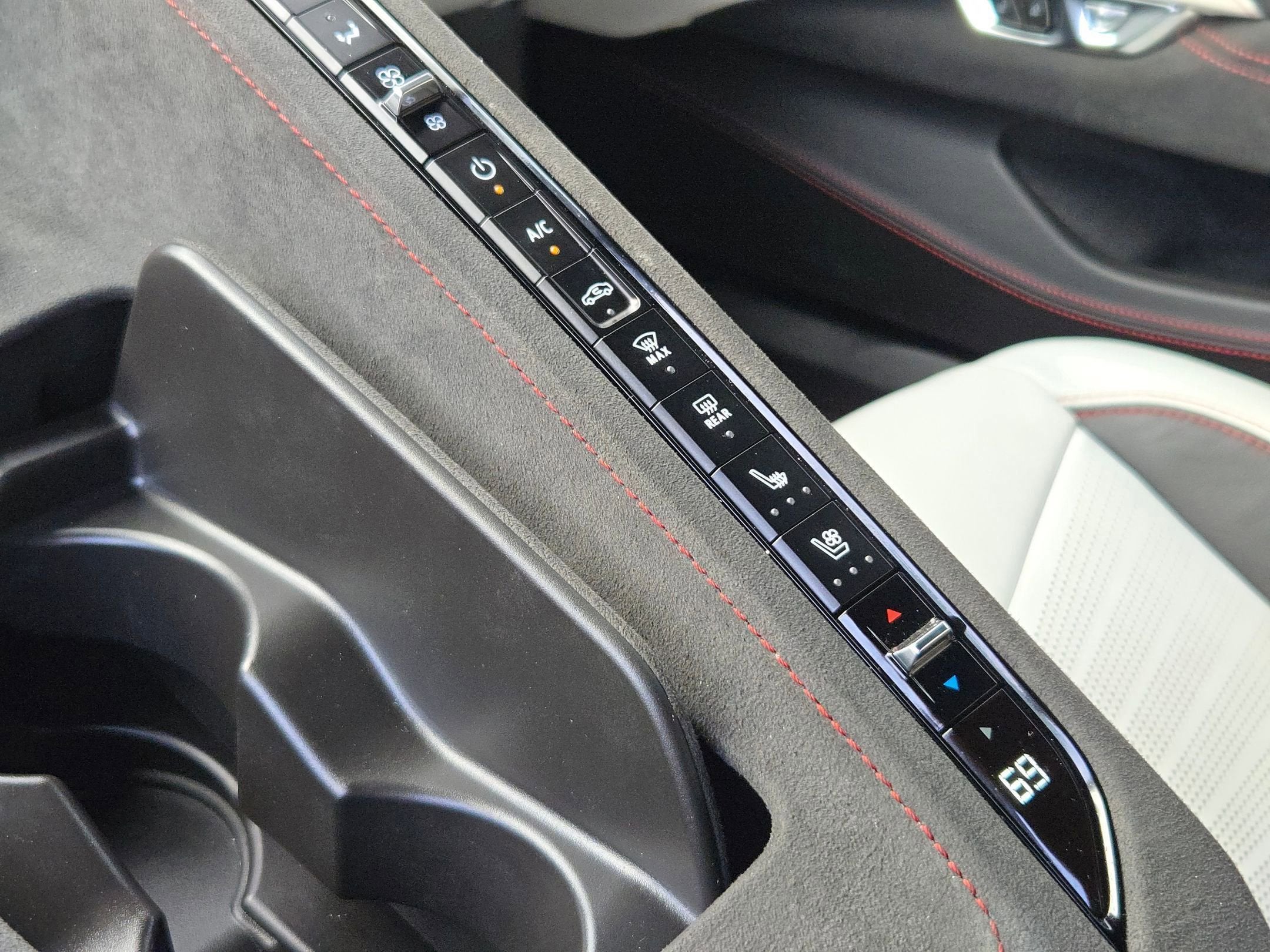 2023 Chevrolet CORVETTE STINGRAY 3LT