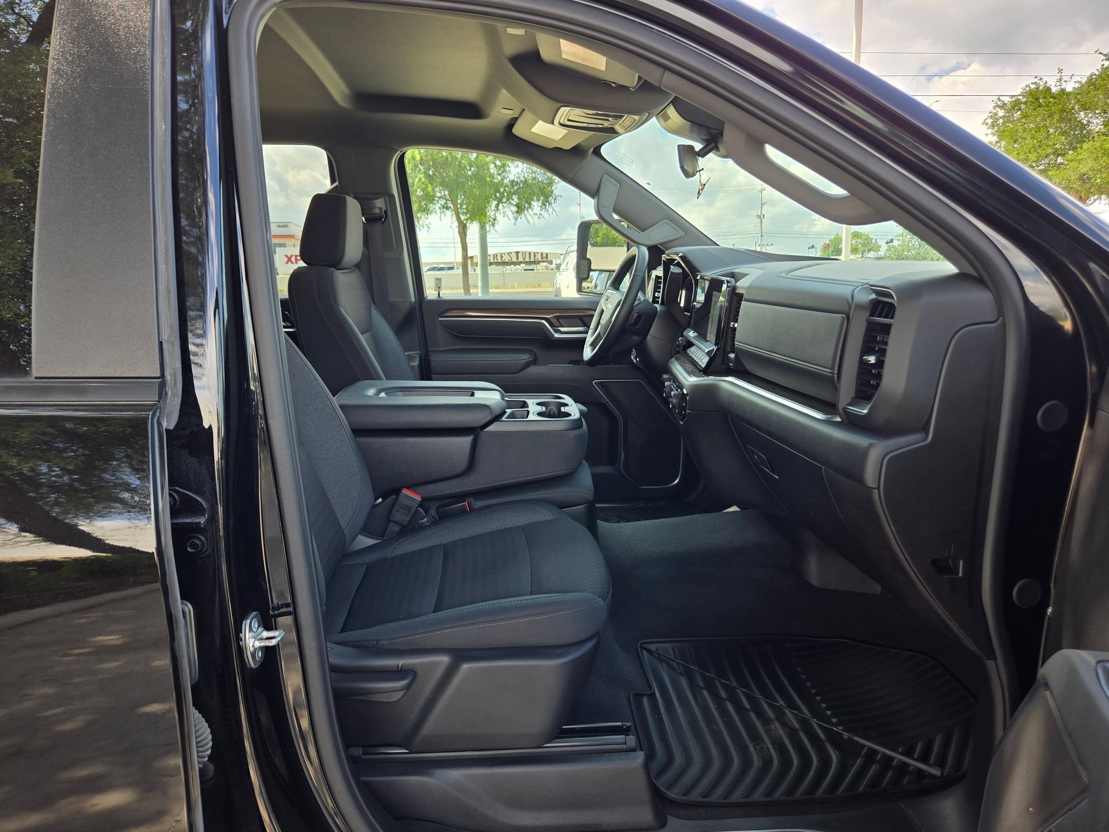 2025 Chevrolet SILVERADO 2500HD LT