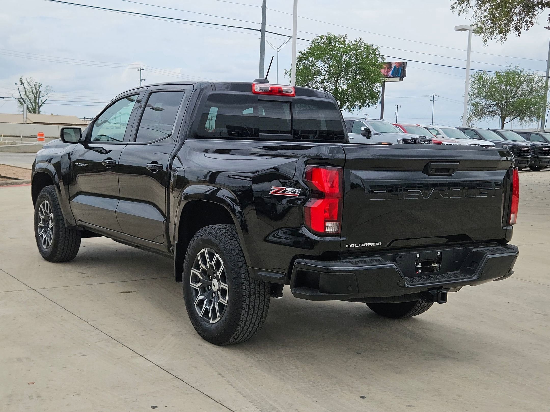 2023 Chevrolet COLORADO 4WD 4WD Z71
