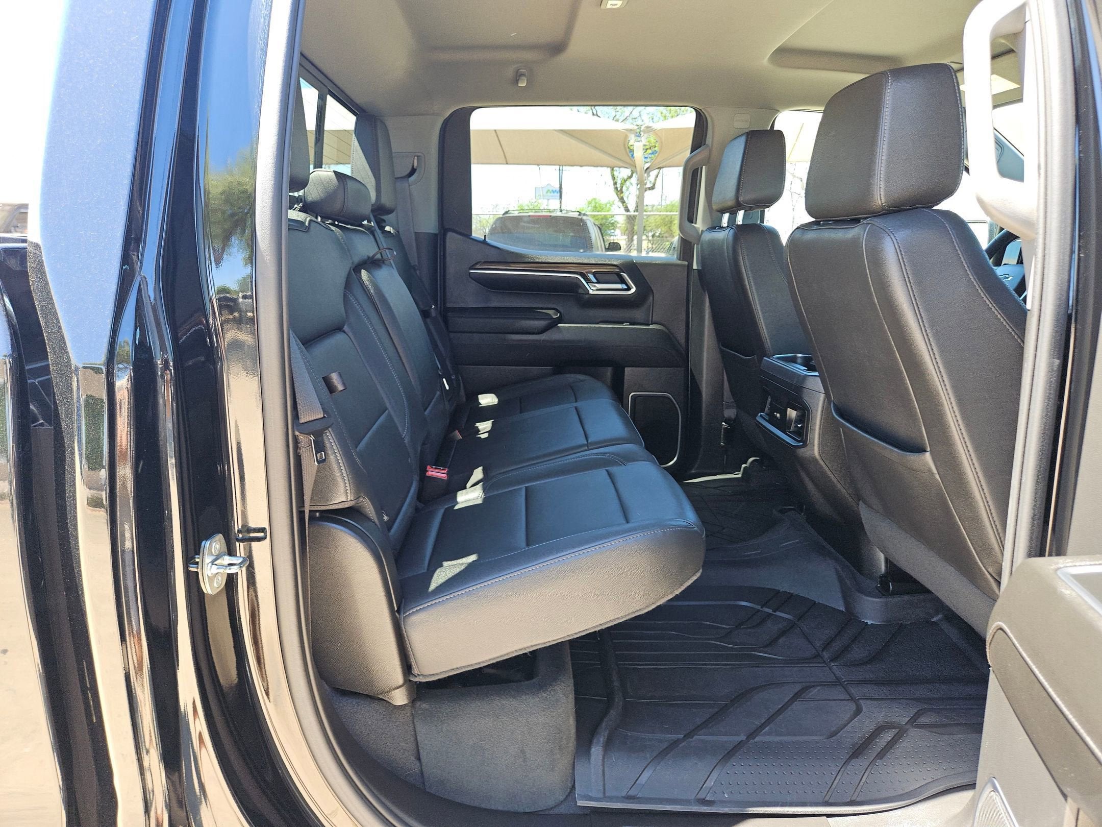 2023 Chevrolet SILV 1500 4WD RST