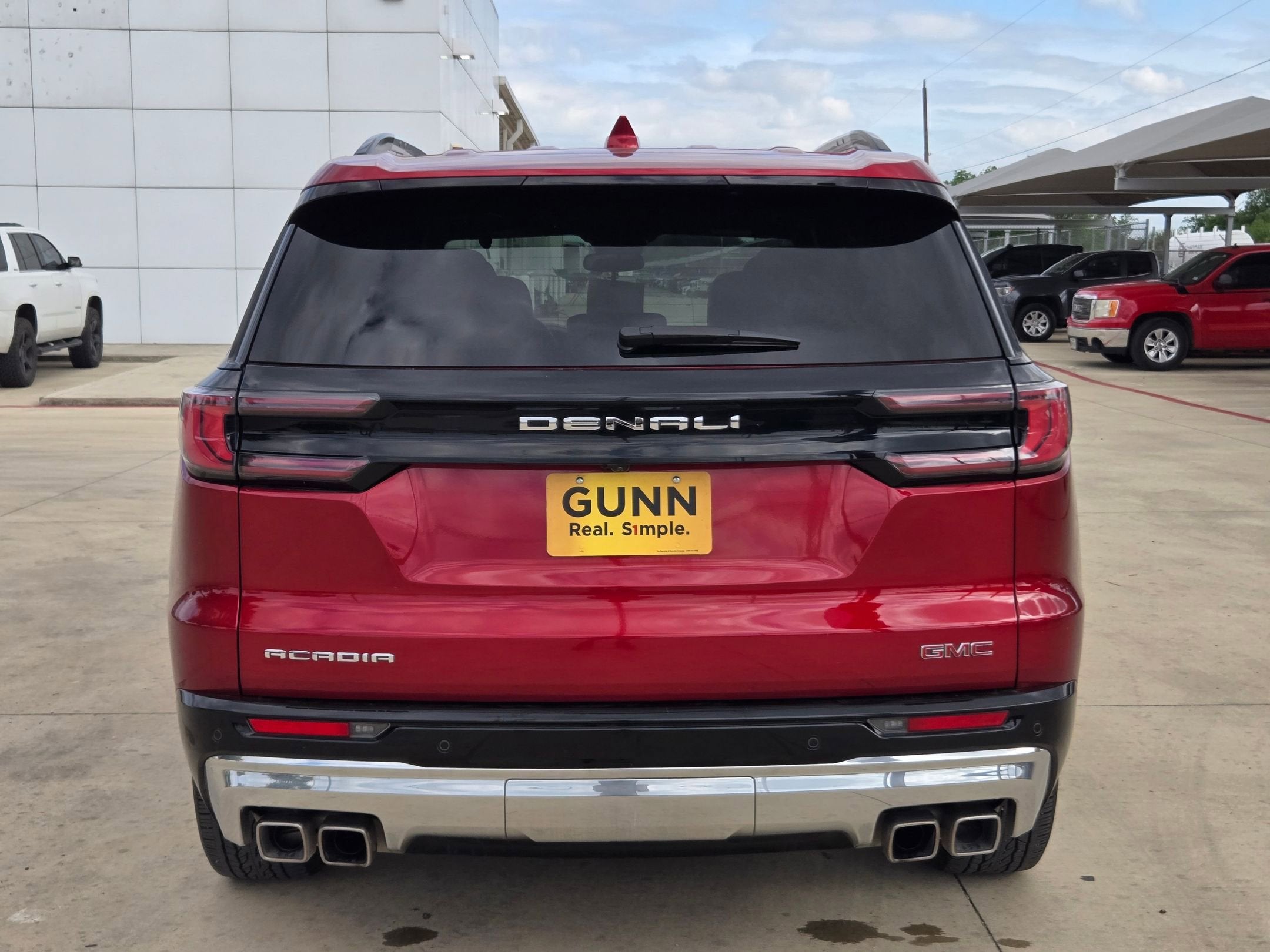 2024 GMC ACADIA DENALI