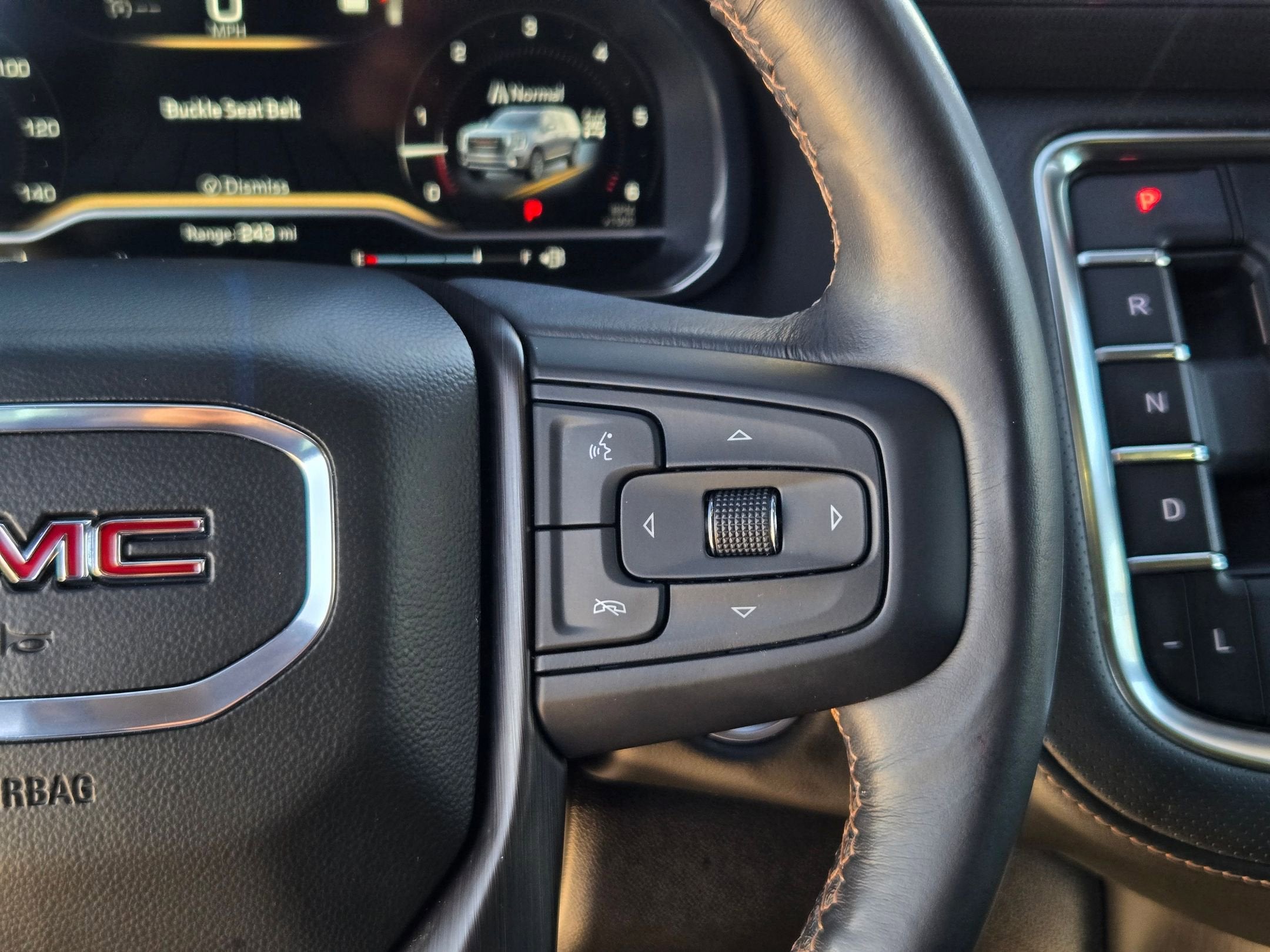 2022 GMC YUKON XL AT4