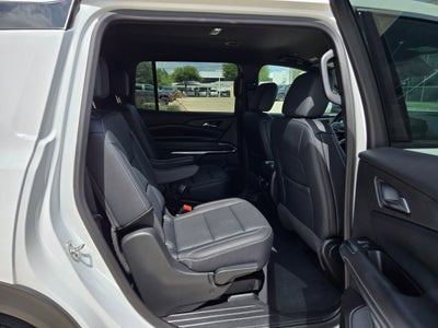 2025 Chevrolet TRAVERSE LT LT