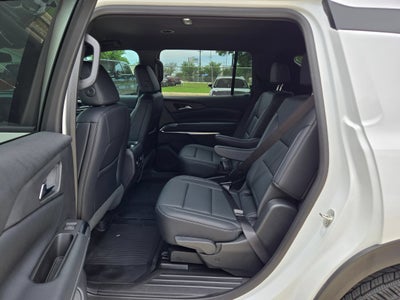 2025 Chevrolet TRAVERSE LT LT