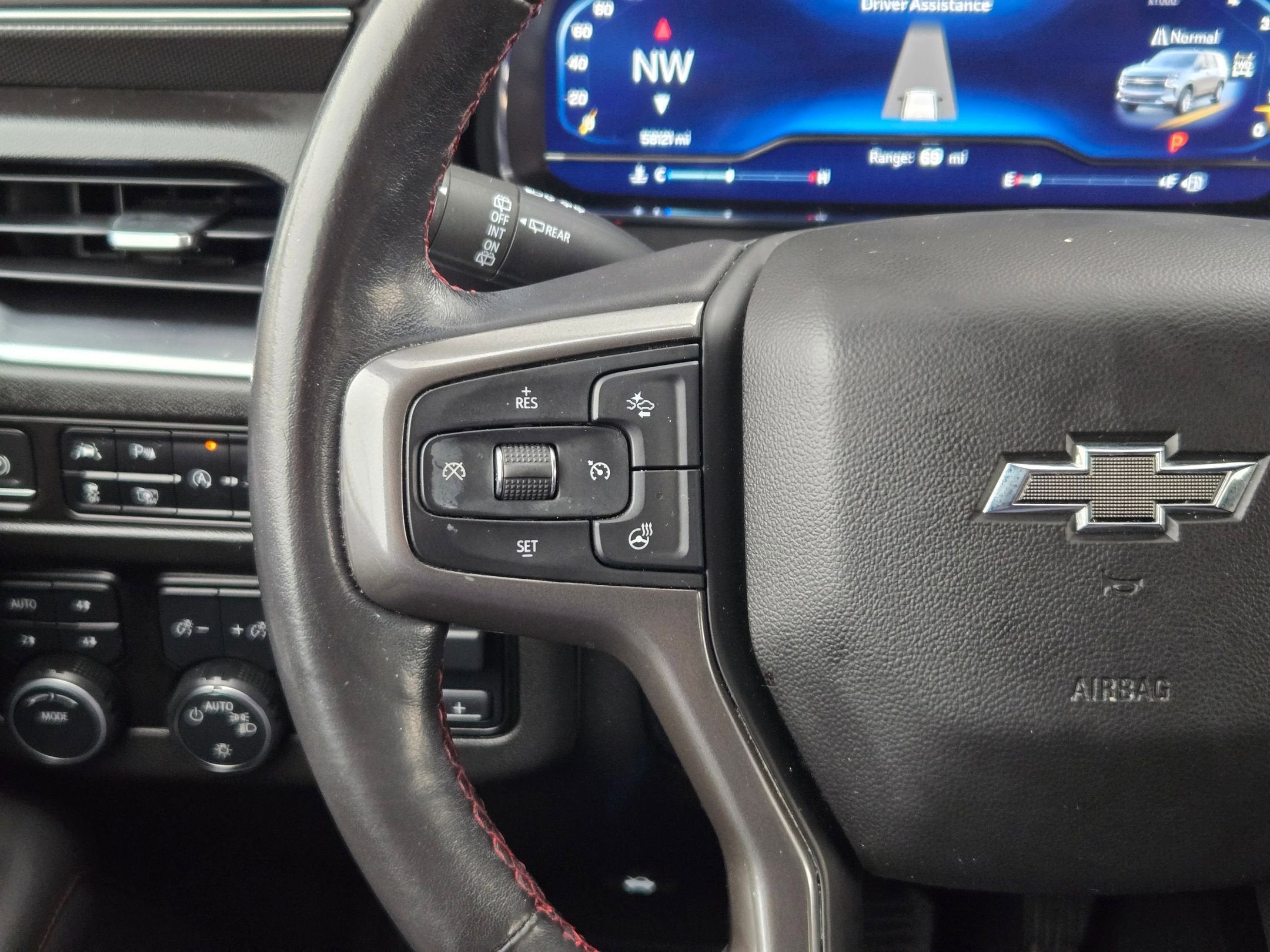 2022 Chevrolet TAHOE RST