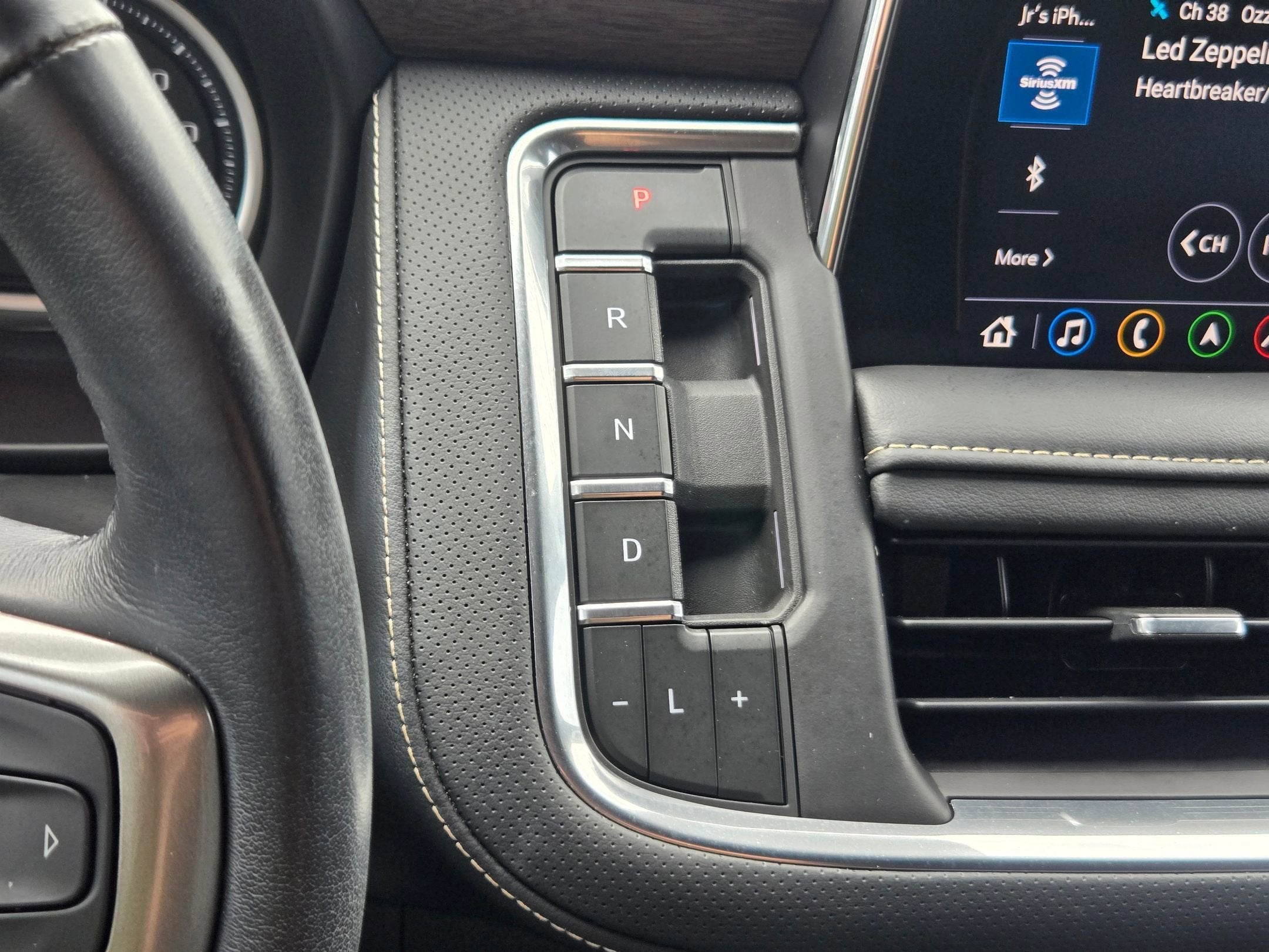 2021 Chevrolet TAHOE 4WD PREMIER