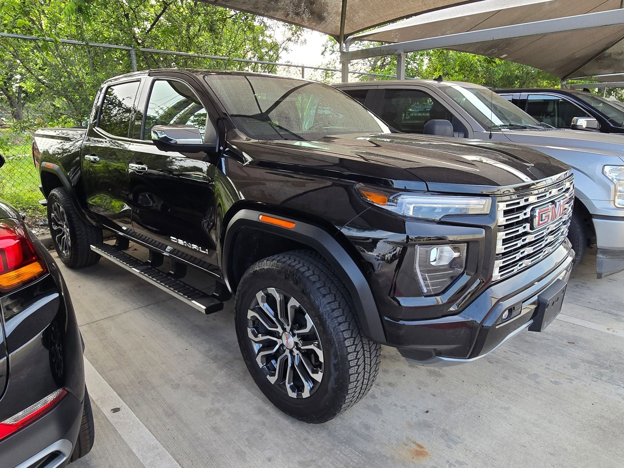 2025 GMC CANYON DENALI