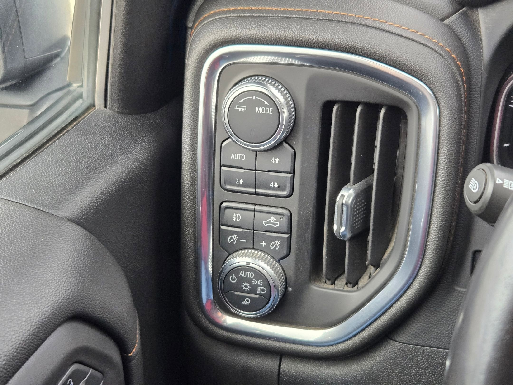 2021 GMC SIERRA 1500 AT4