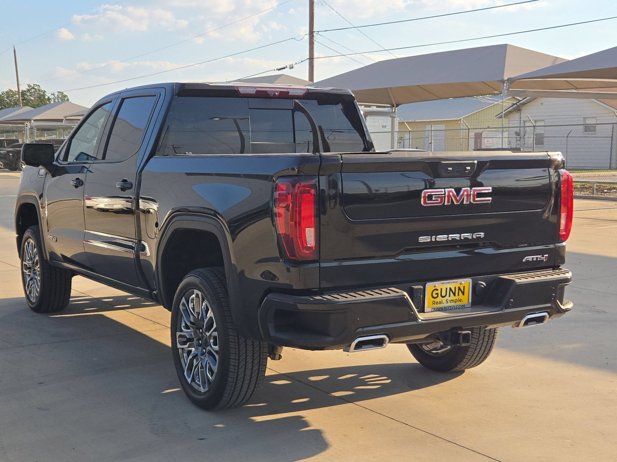 2024 GMC SIERRA 1500 AT4