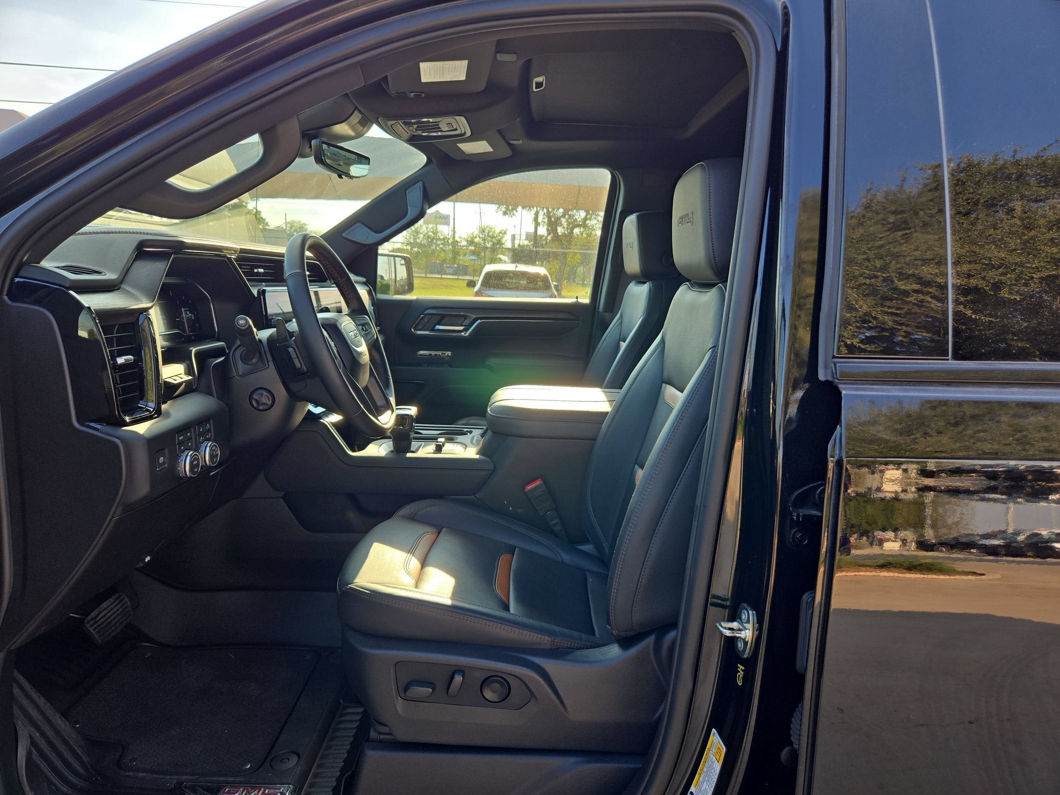 2024 GMC SIERRA 1500 AT4