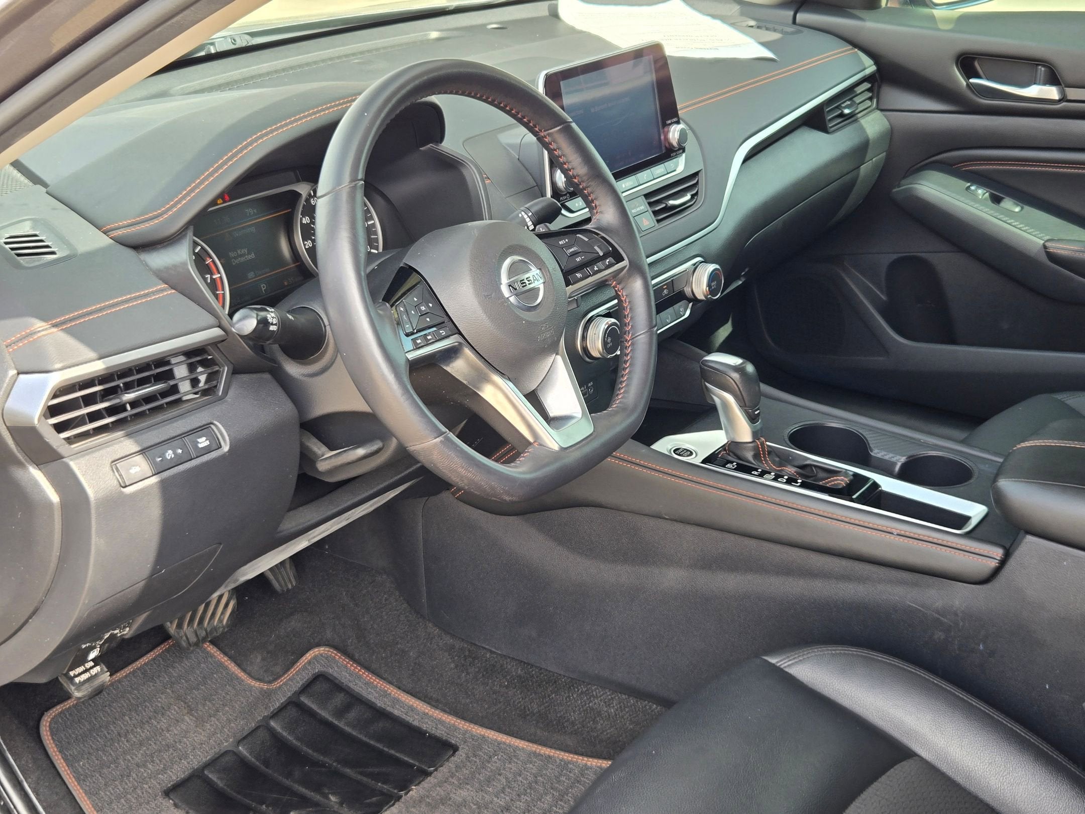 2020 Nissan ALTIMA SR