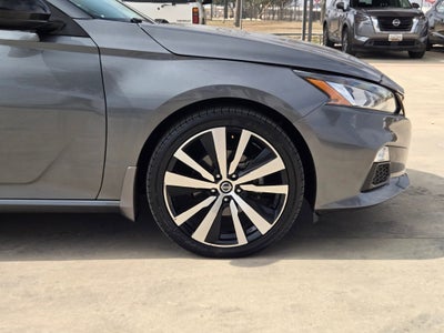 2020 Nissan ALTIMA SR