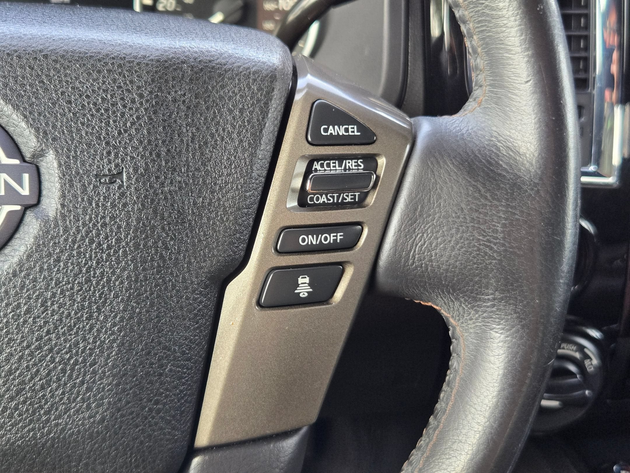 2023 Nissan TITAN PLATINUM RESERVE