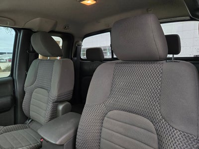 2012 Nissan FRONTIER SV