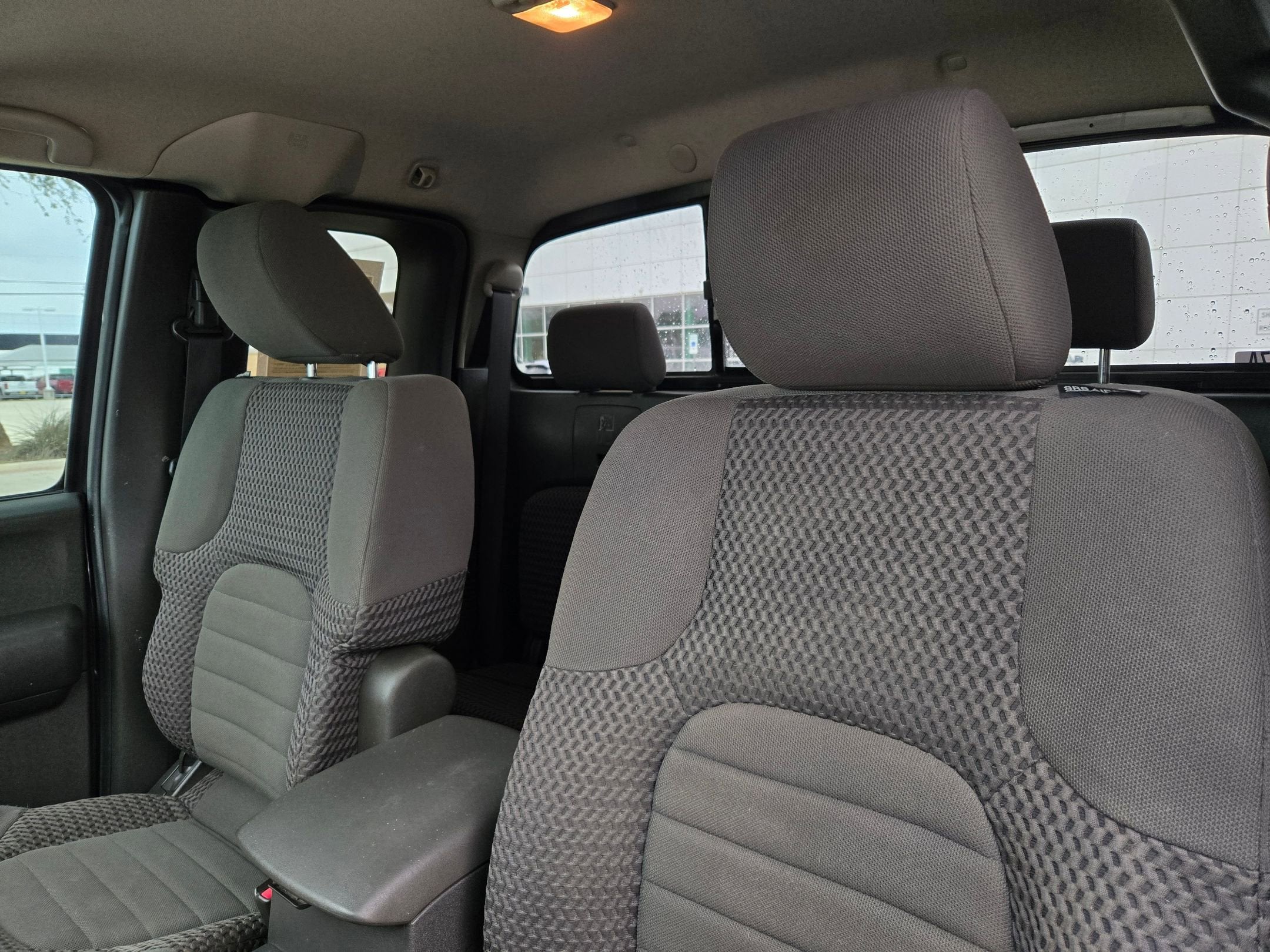 2012 Nissan FRONTIER SV