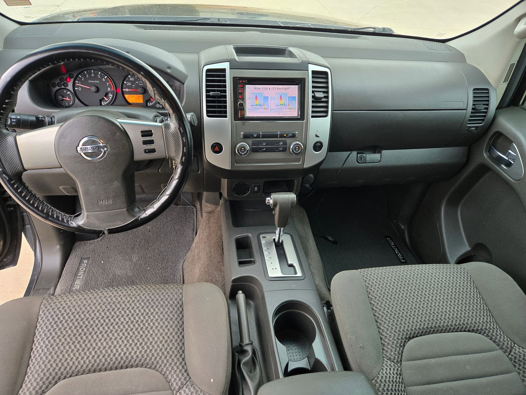 2012 Nissan FRONTIER SV