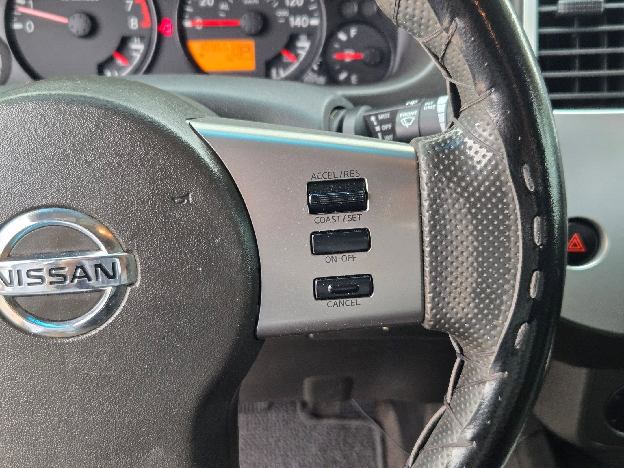 2012 Nissan FRONTIER SV