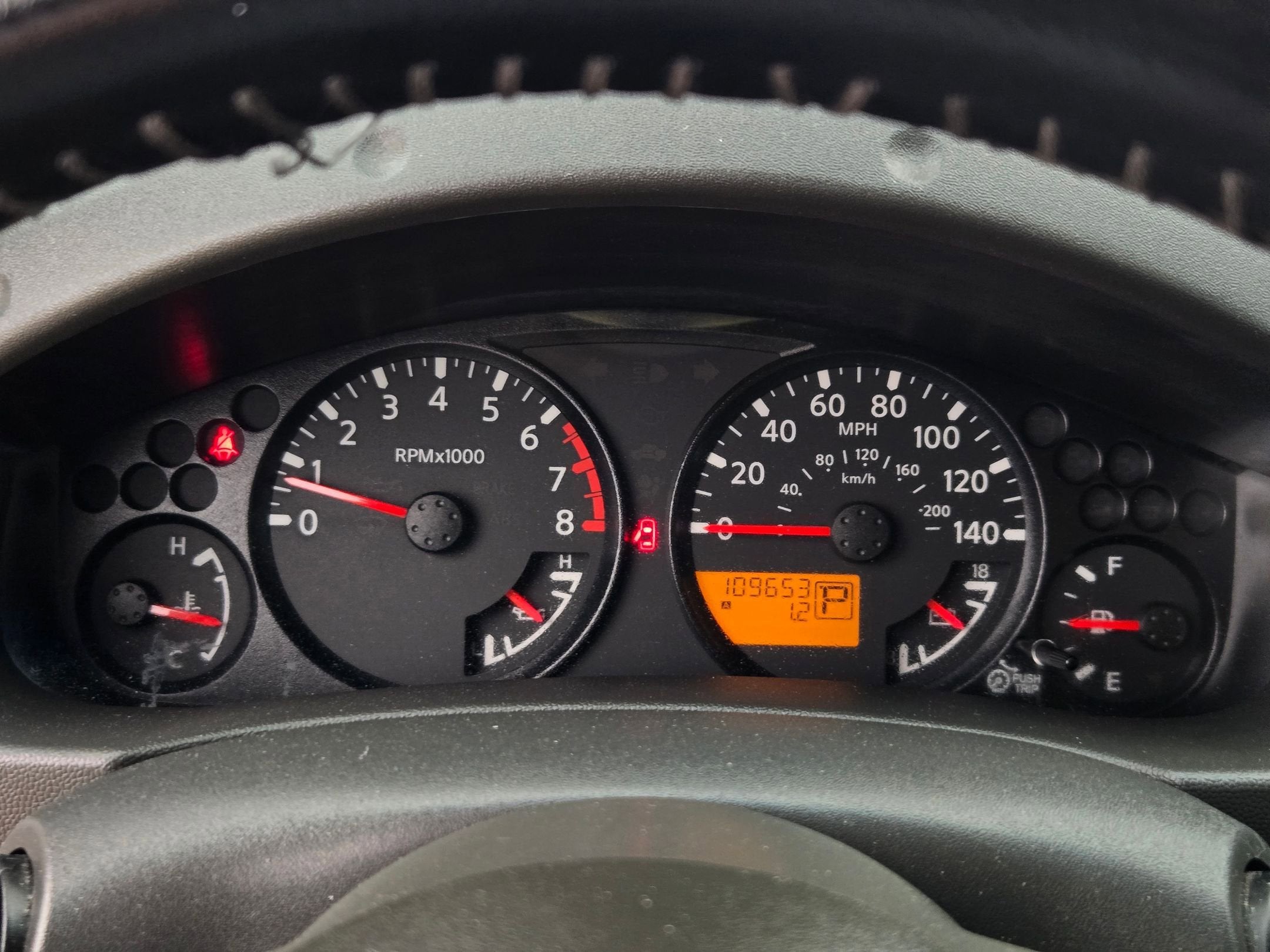 2012 Nissan FRONTIER SV