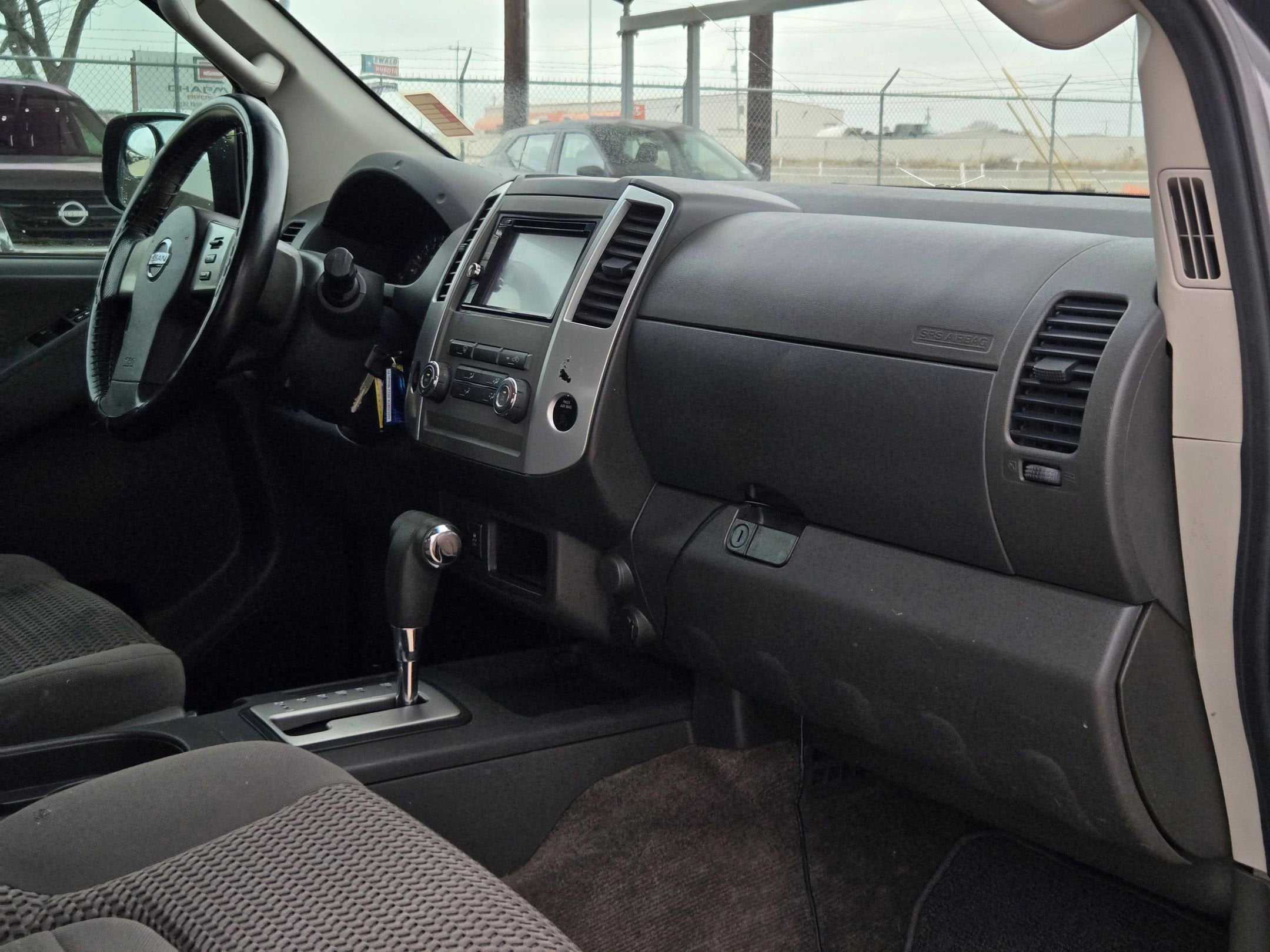 2012 Nissan FRONTIER SV