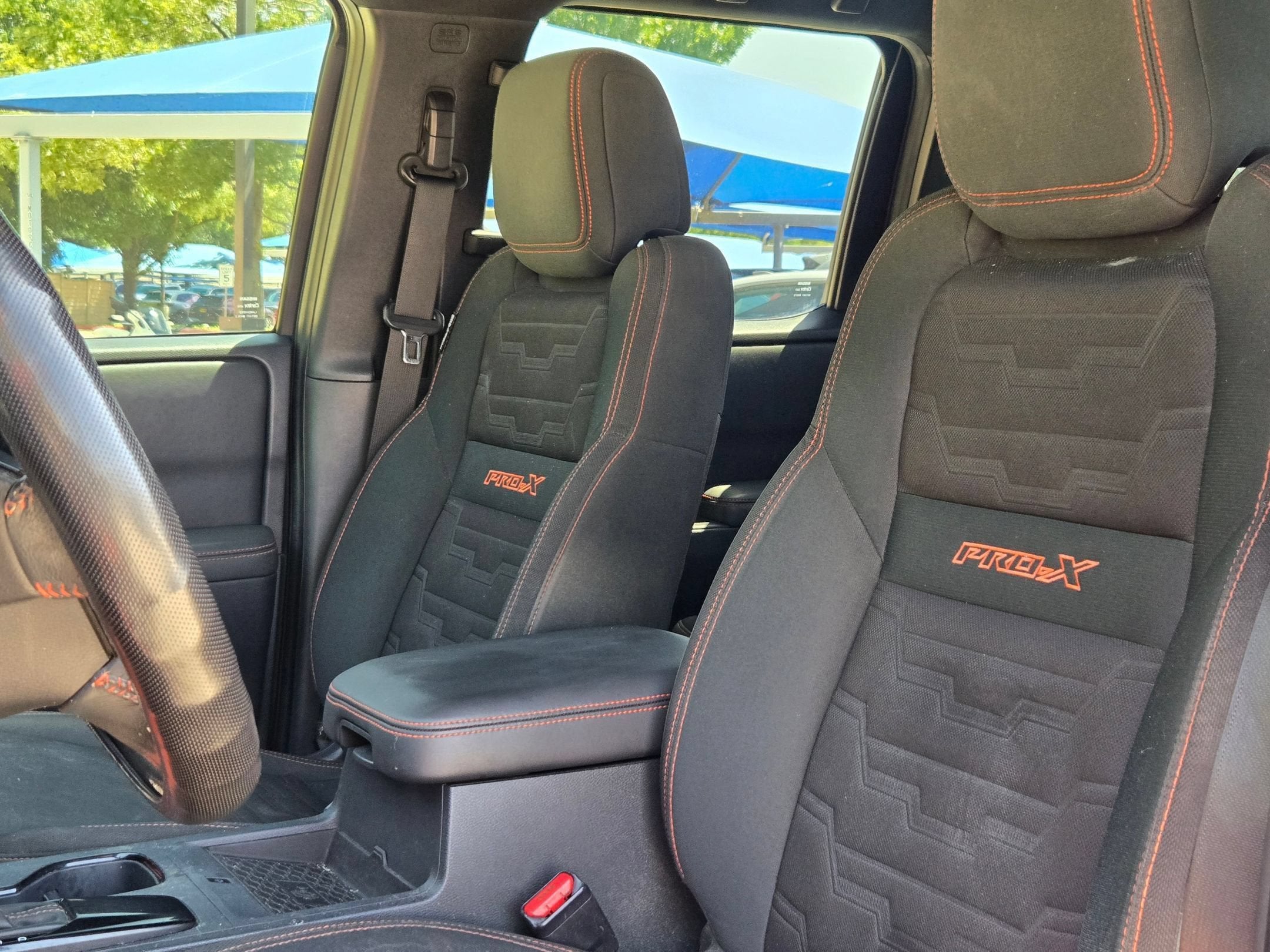 2022 Nissan FRONTIER PRO-X