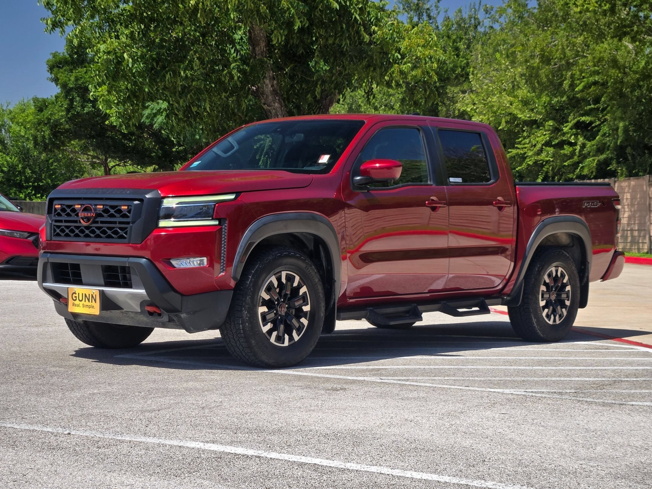 2022 Nissan FRONTIER PRO-X