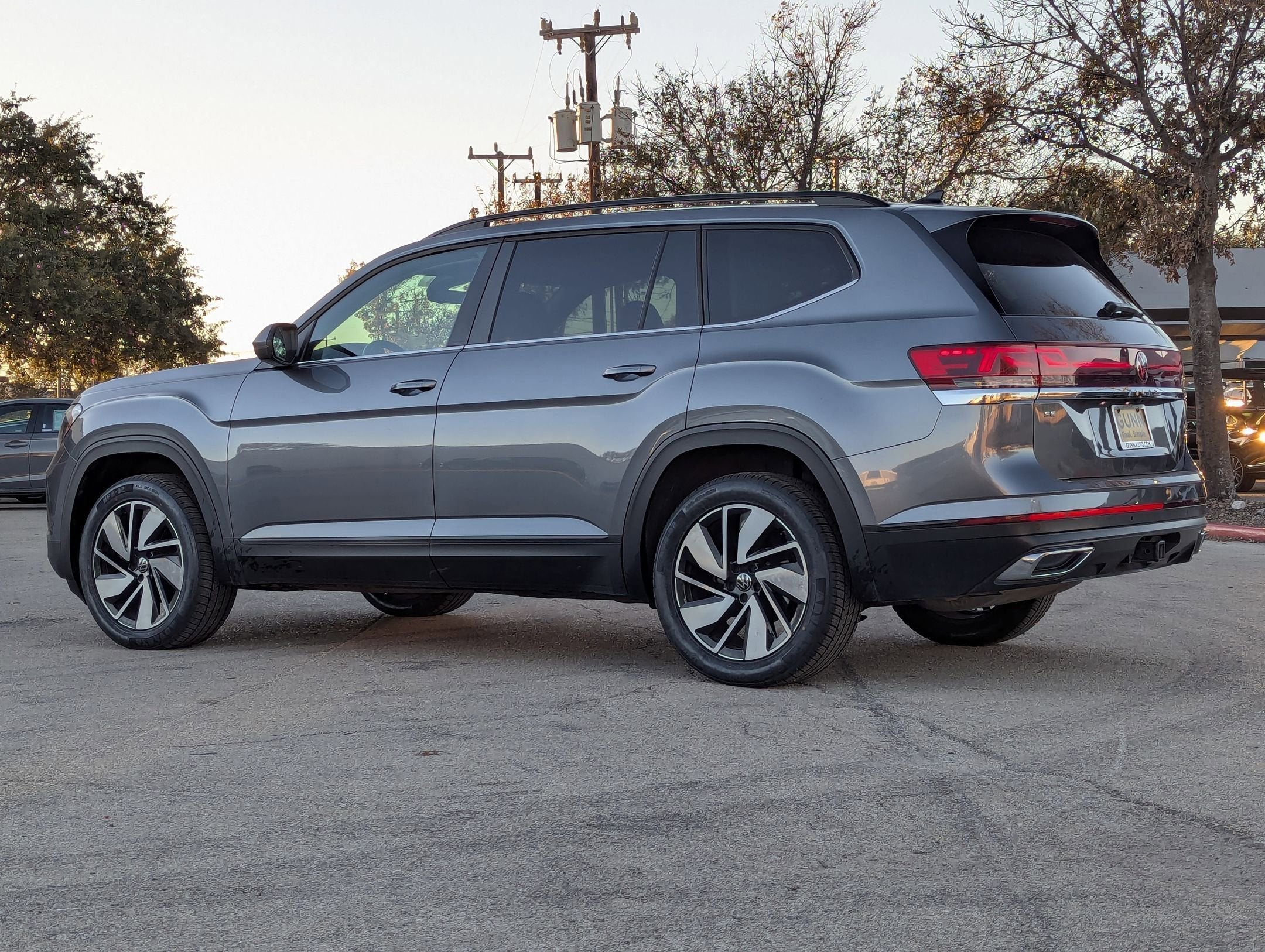 2025 Volkswagen ATLAS 2.0T SE w/Technology