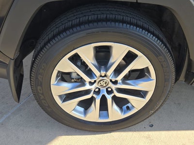 2023 Toyota RAV4 XLE PREMIUM