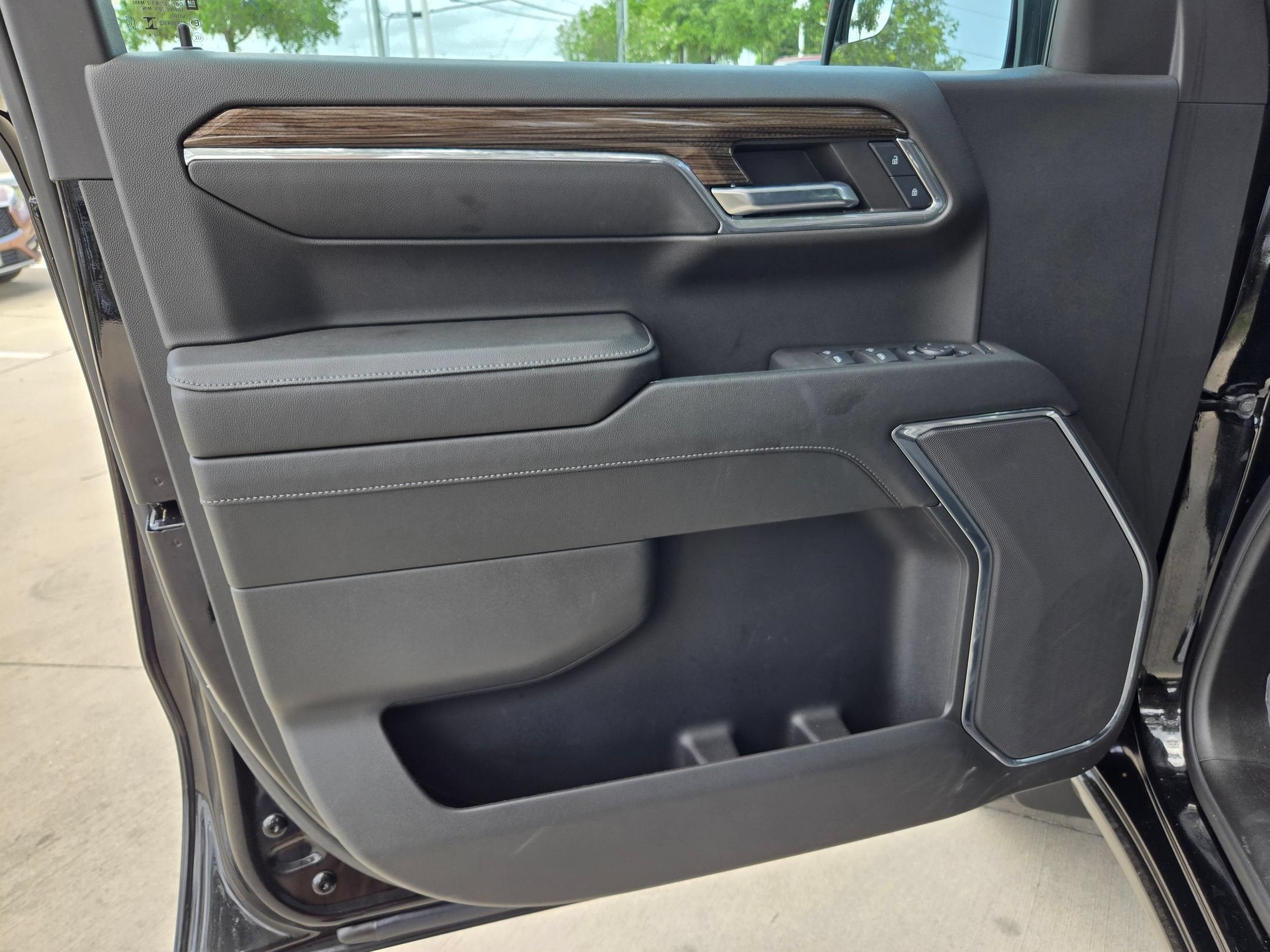 2024 Chevrolet SILVERADO 1500 4WD LT TRAIL BOSS
