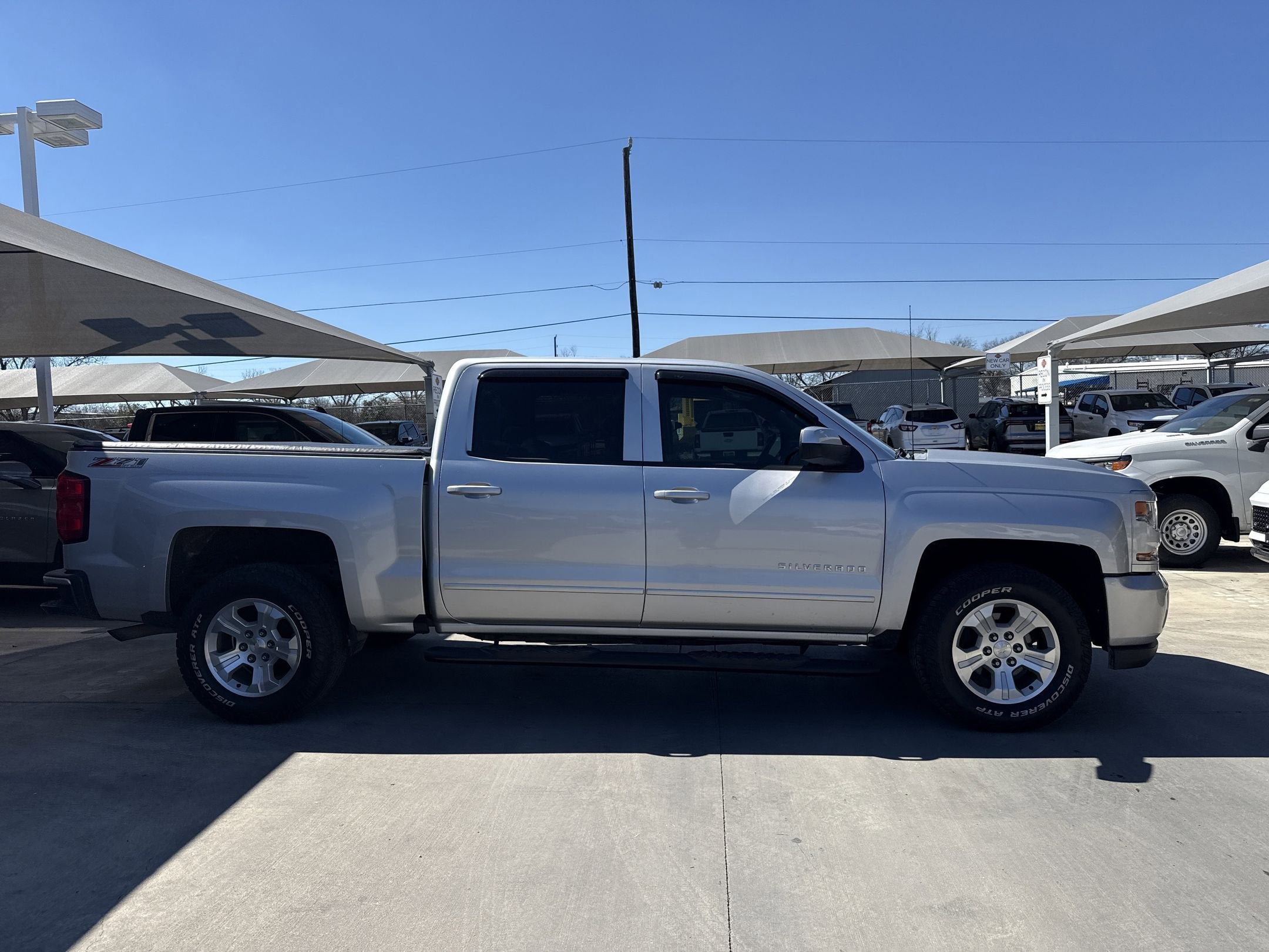 2016 Chevrolet SILVERADO 1500 LT