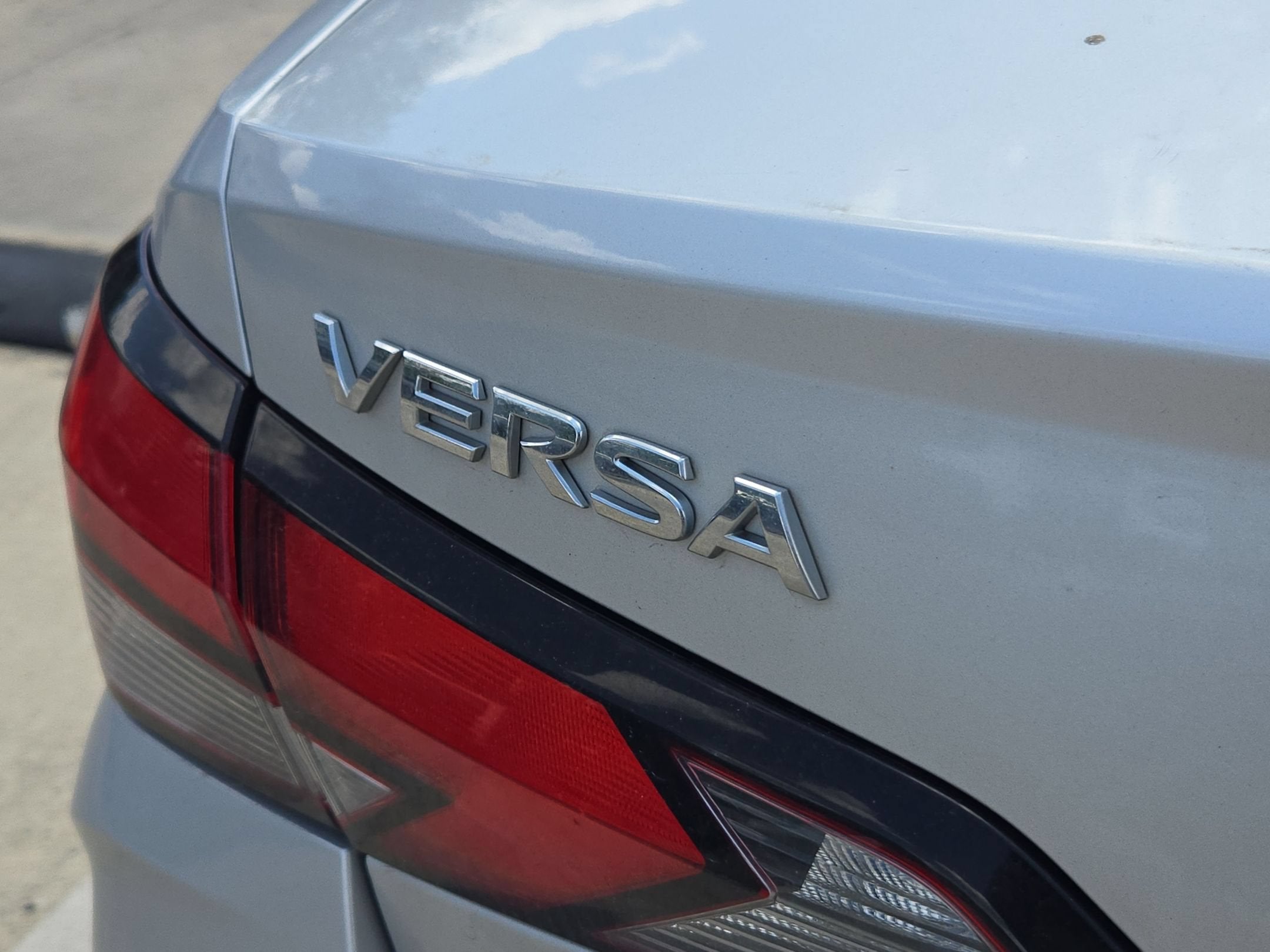 2020 Nissan VERSA S