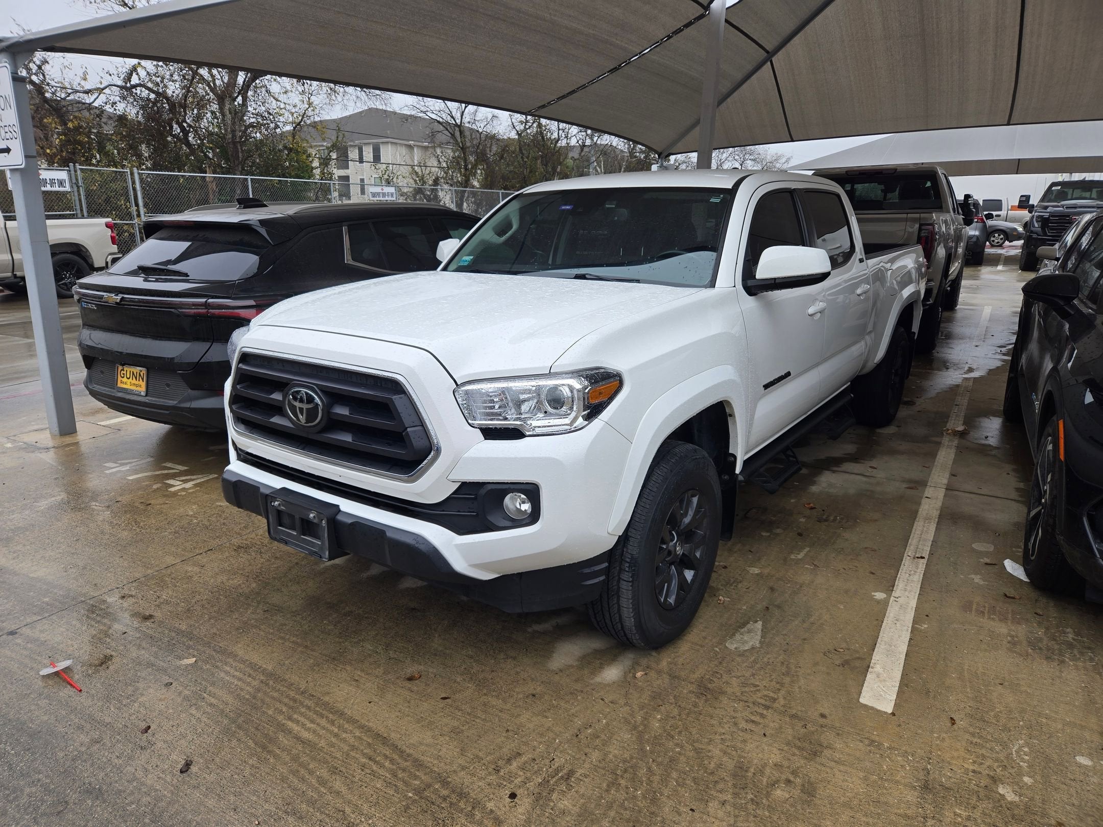 2022 Toyota TACOMA SR5