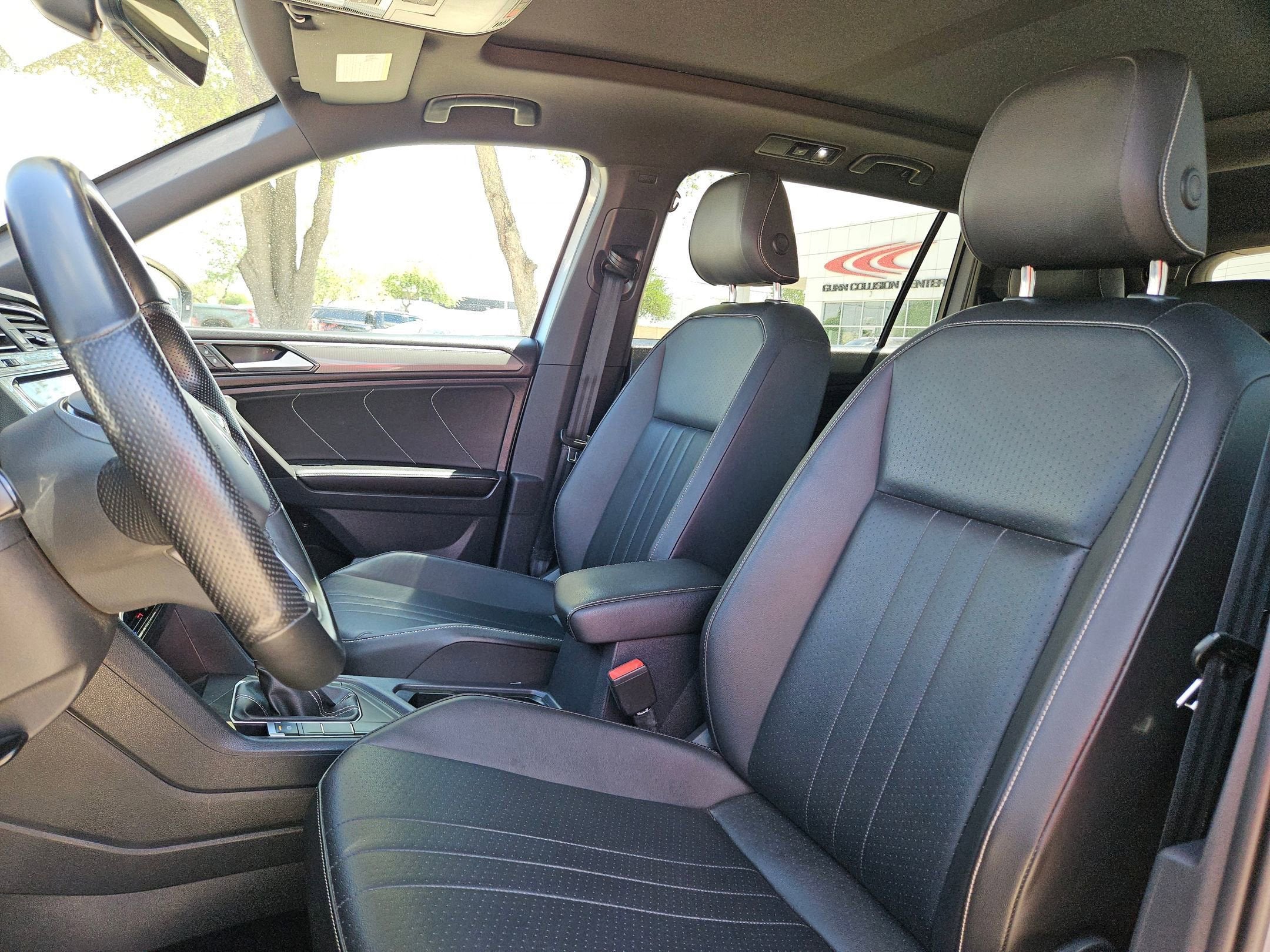 2022 Volkswagen TIGUAN SE R-LINE BLK