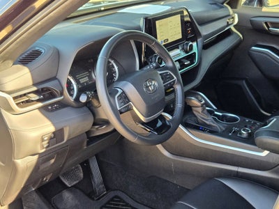 2024 Toyota HIGHLANDER XSE