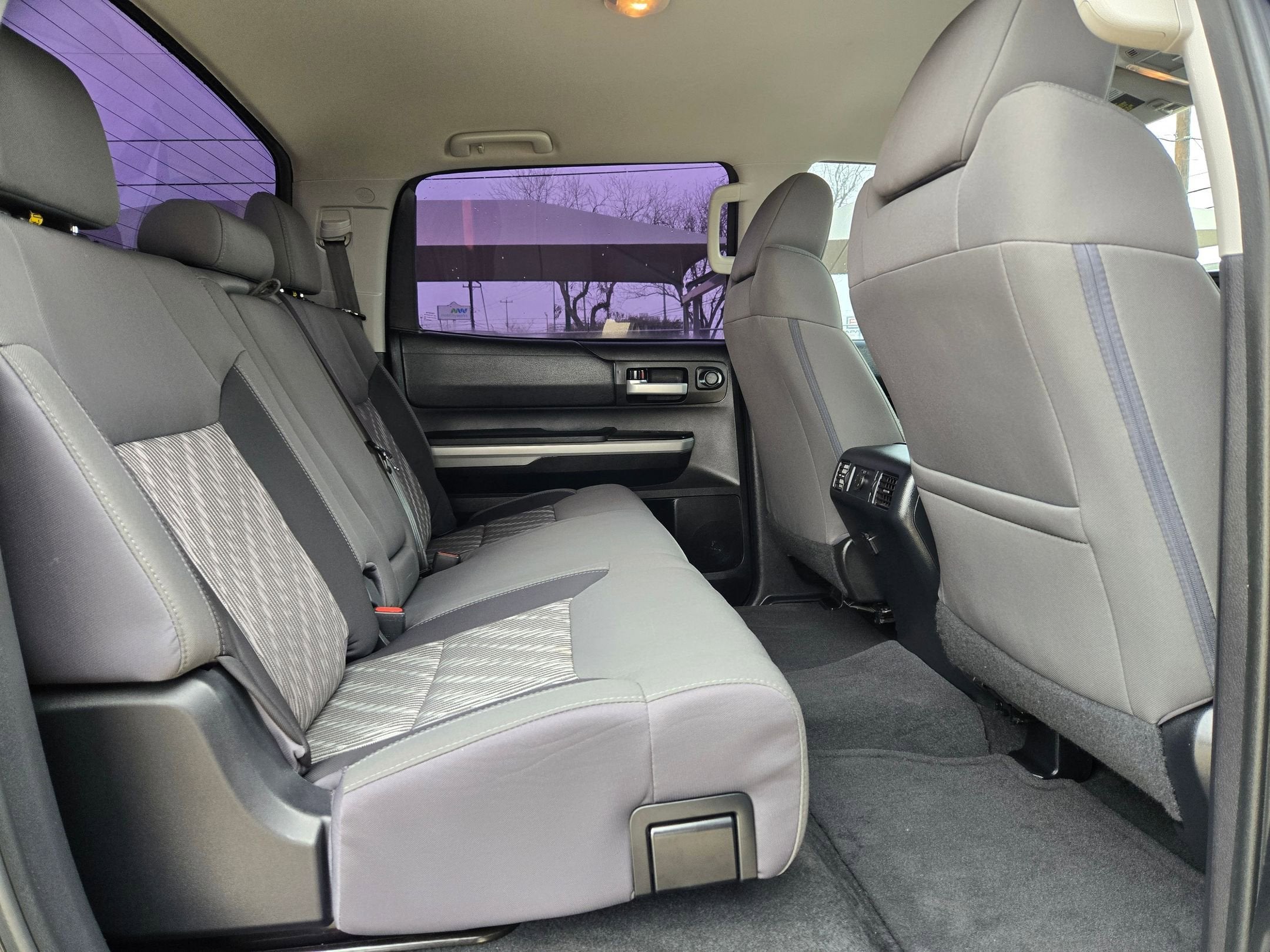 2019 Toyota TUNDRA SR5