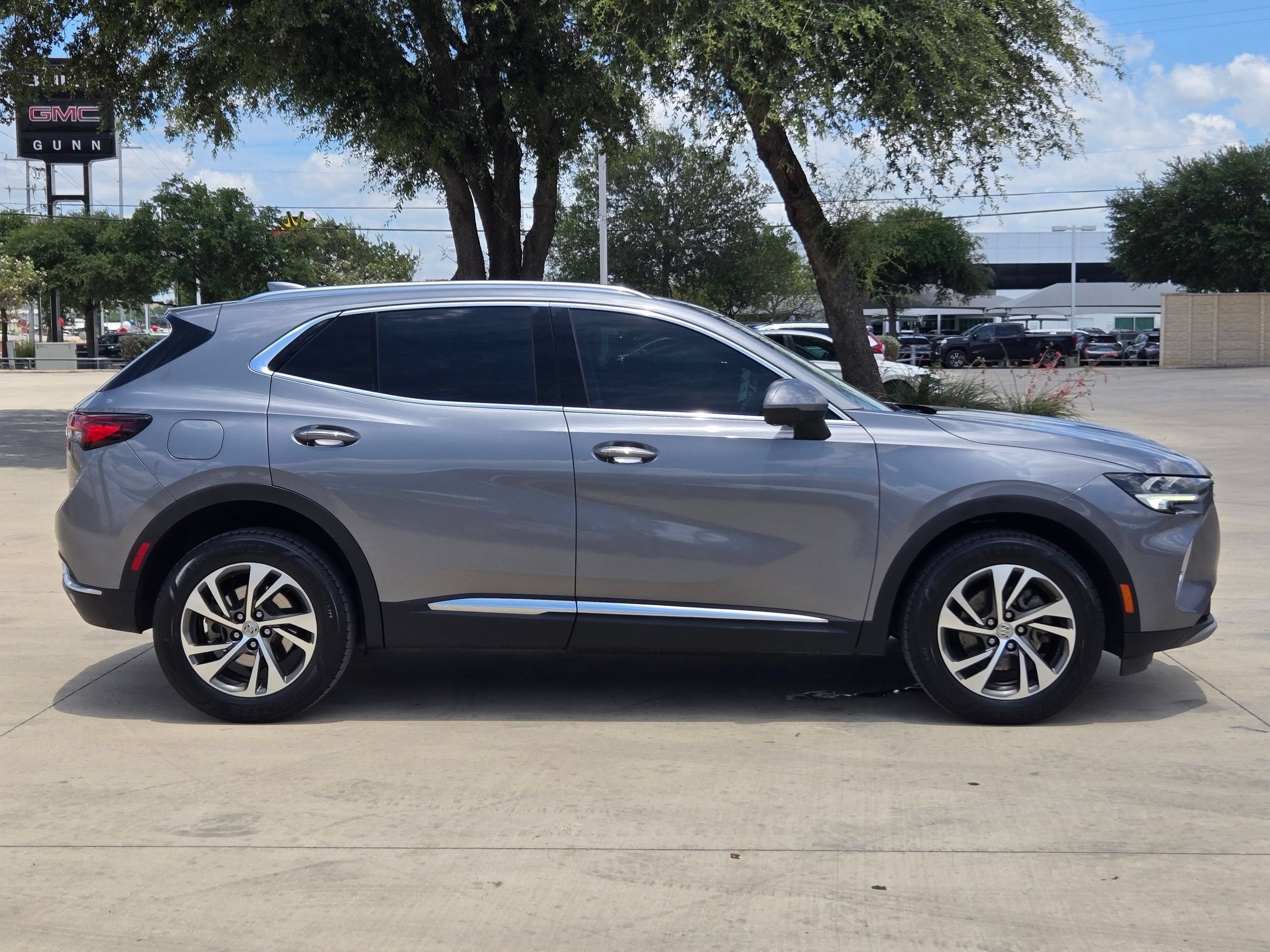 2022 Buick ENVISION ESSENCE
