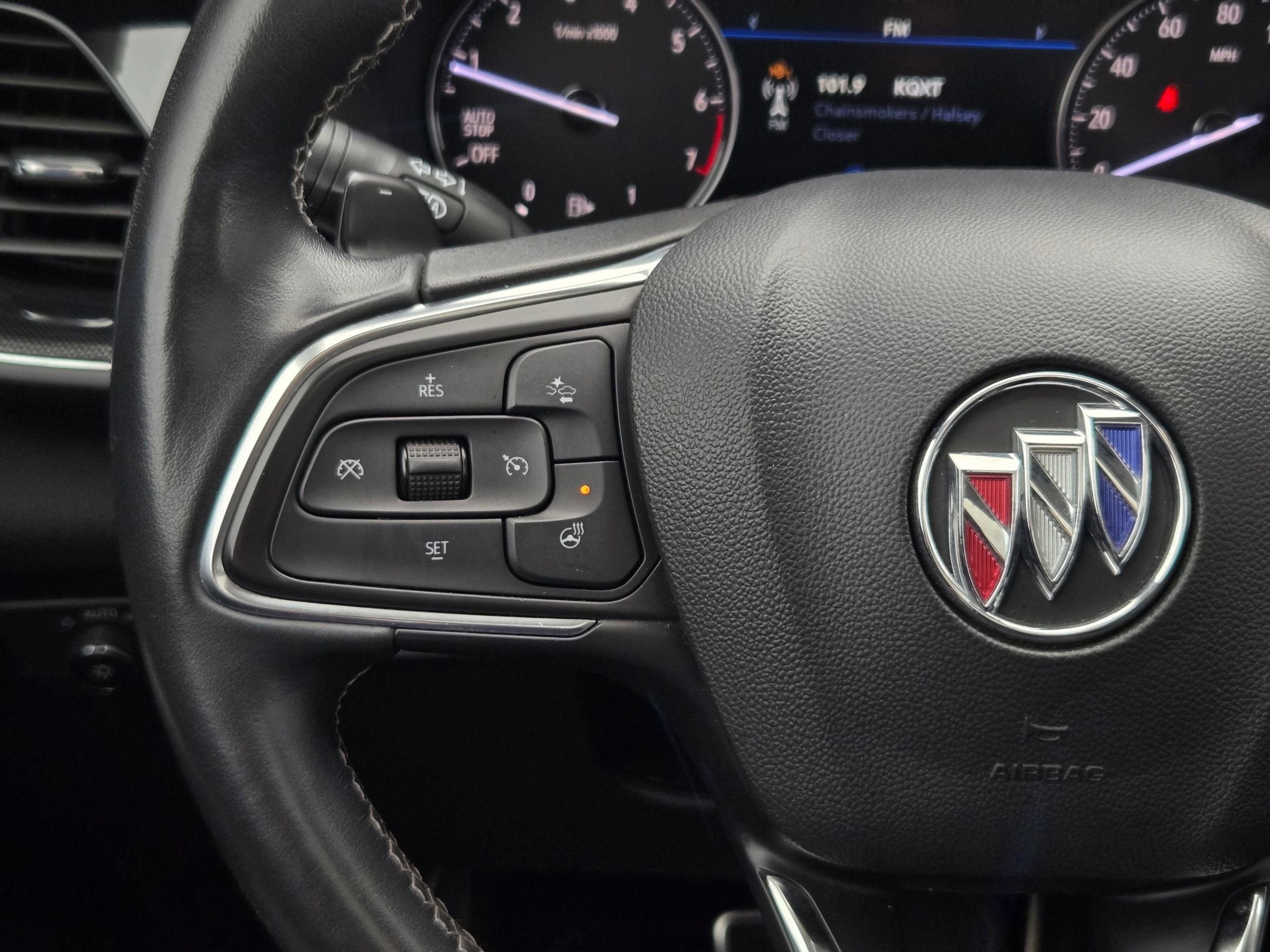 2022 Buick ENVISION ESSENC