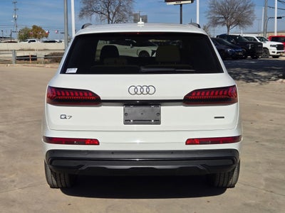 2022 Audi Q7 PLUS 55