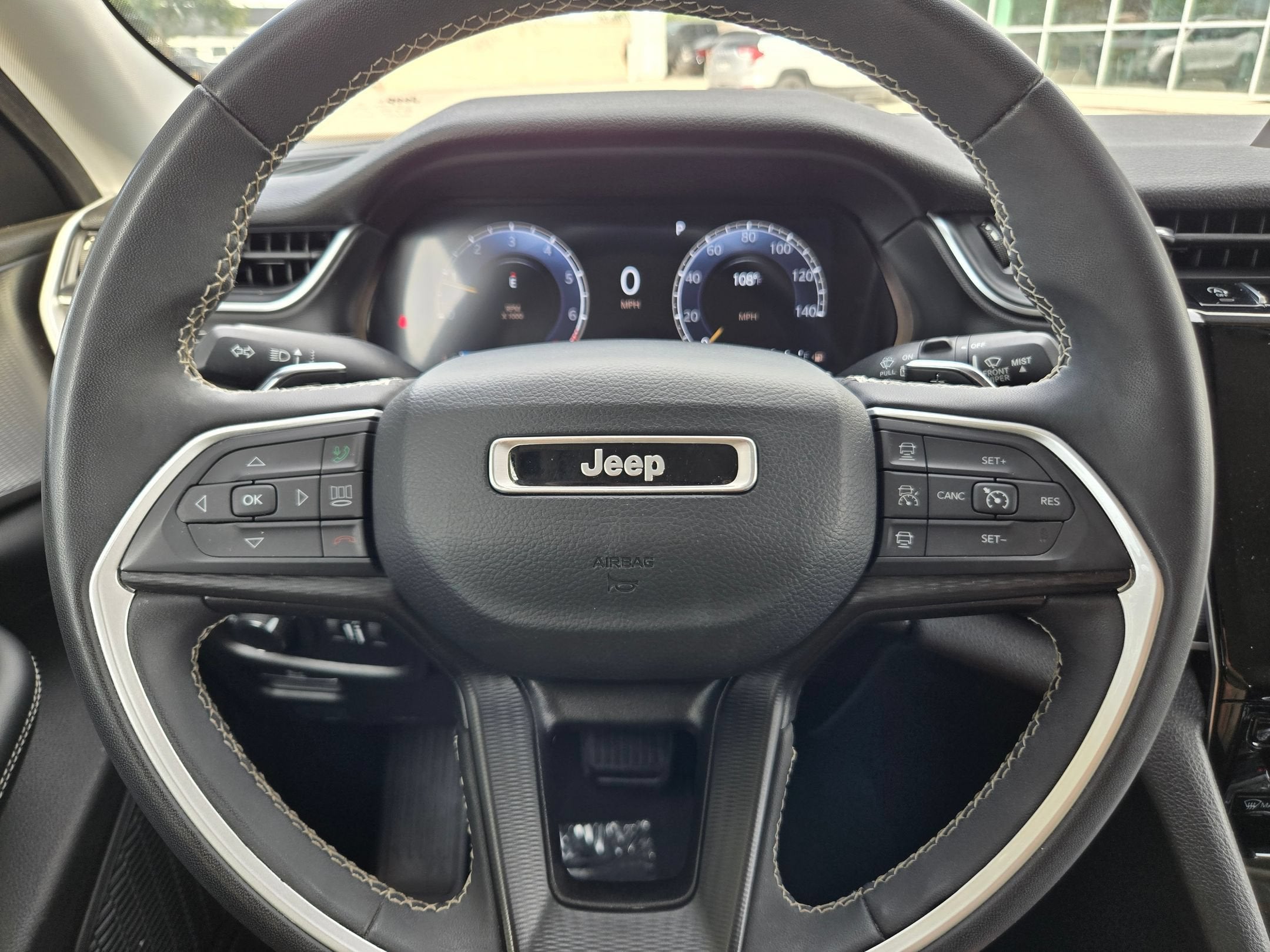 2023 Jeep Grand Cherokee L Laredo