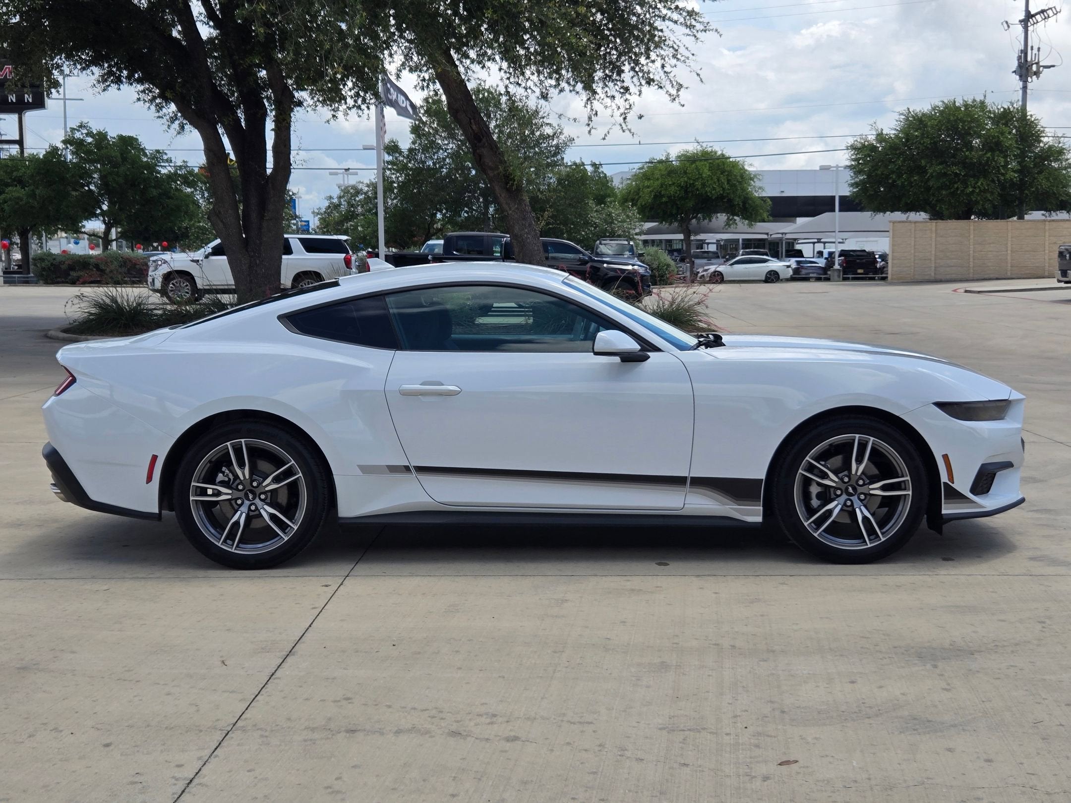 2025 Ford Mustang EcoBoost