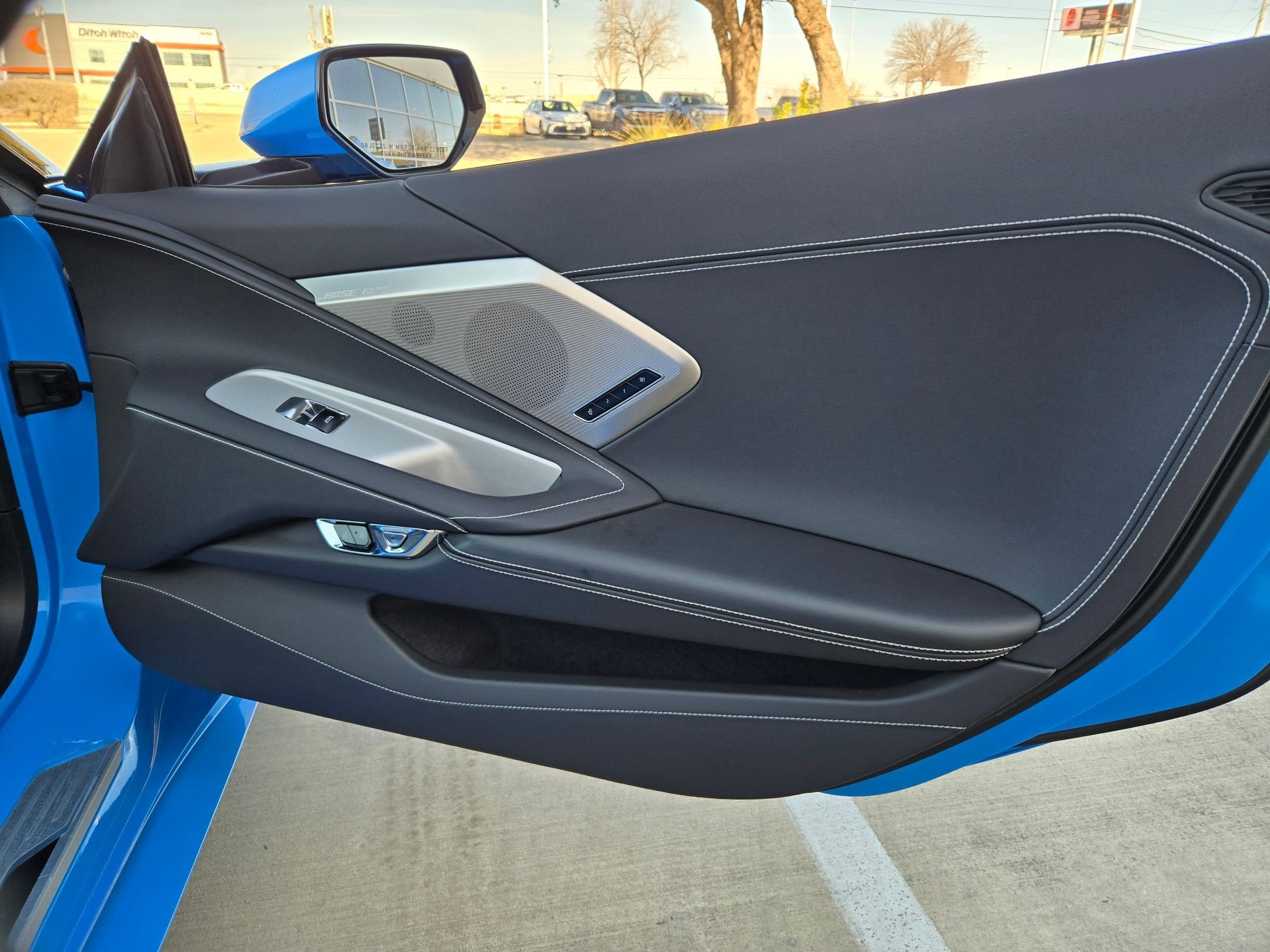 2023 Chevrolet Corvette 2LT