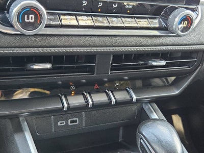 2024 Chevrolet Colorado 2WD LT