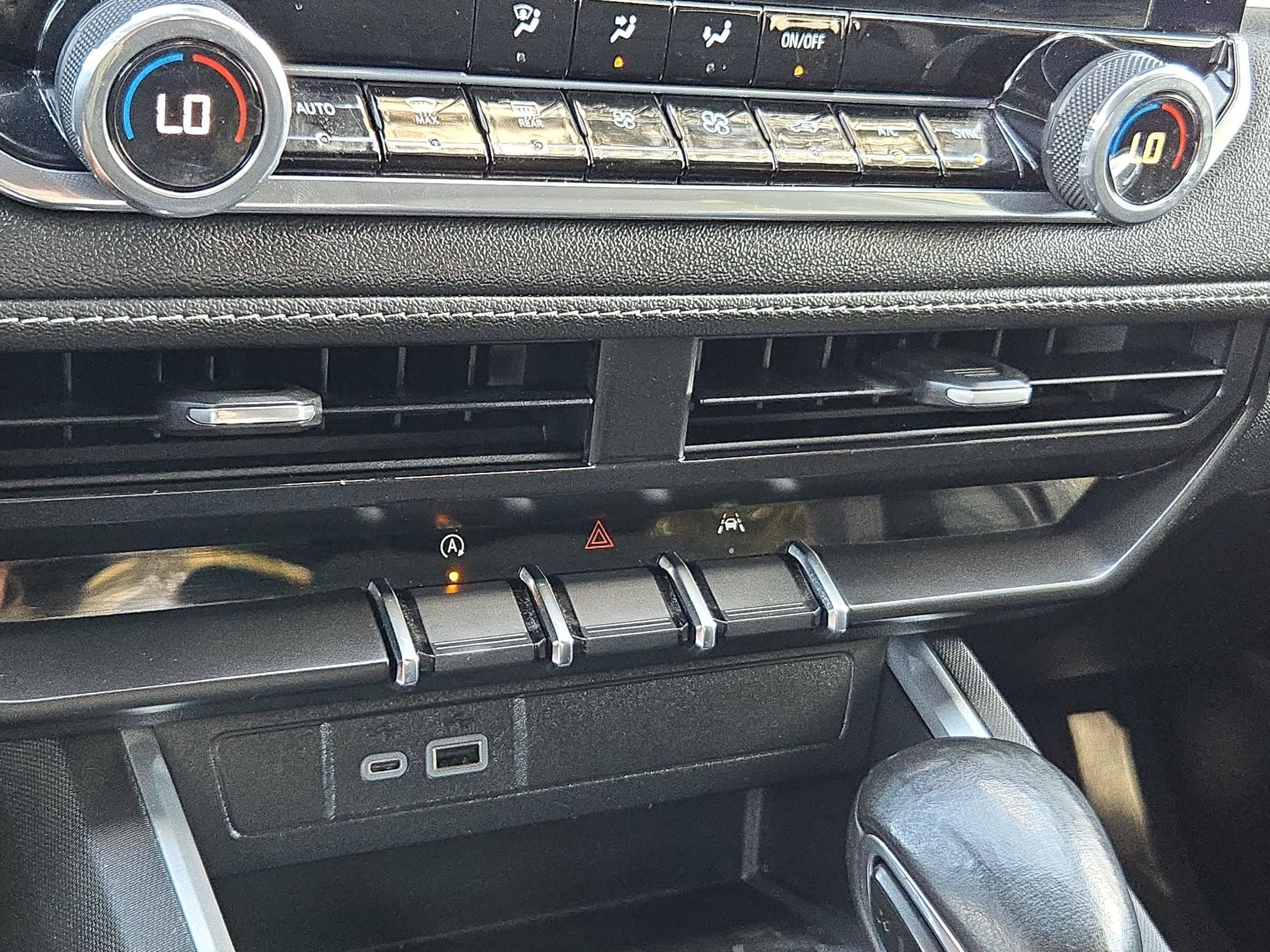 2024 Chevrolet Colorado 2WD LT