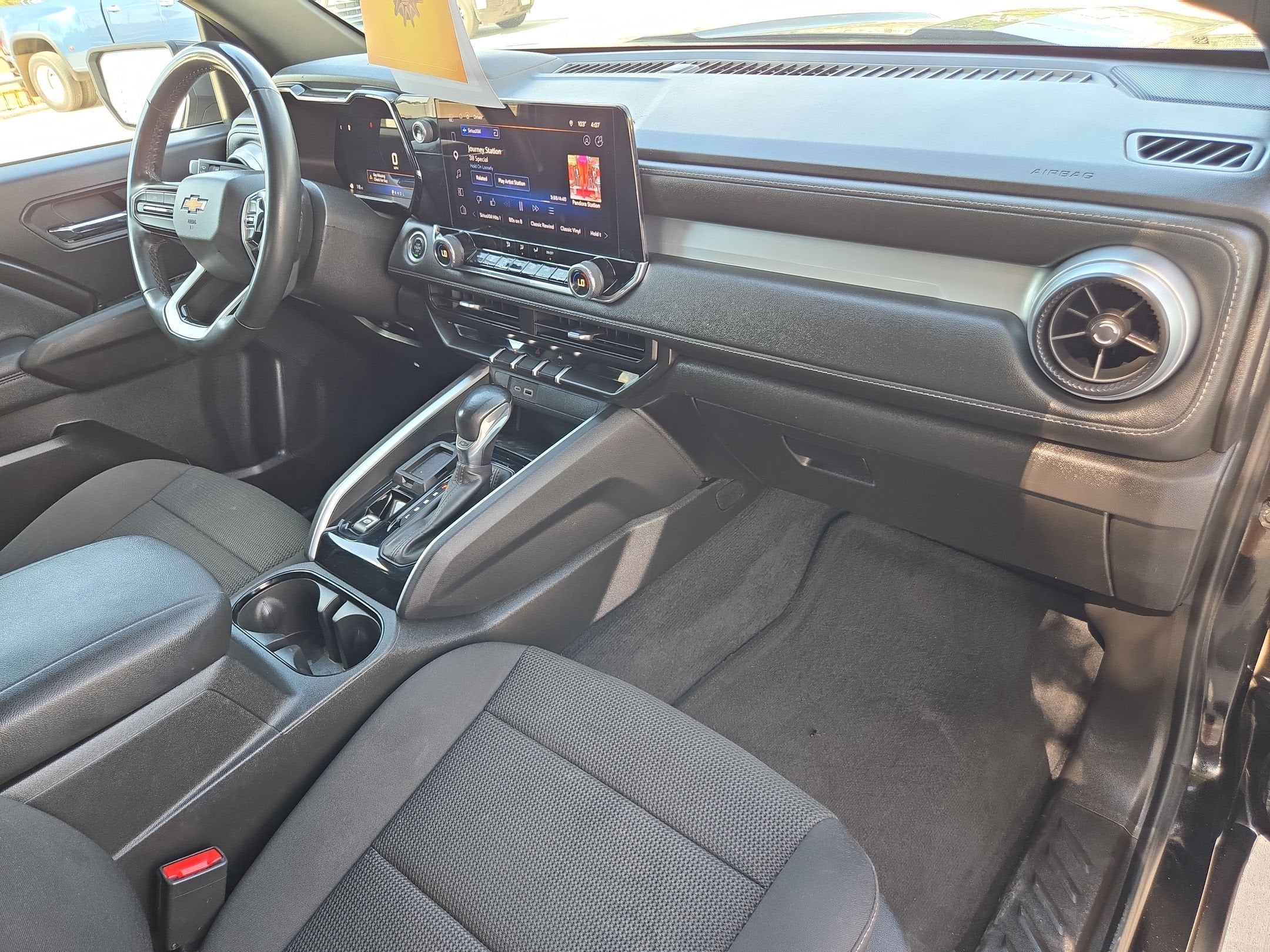 2024 Chevrolet Colorado 2WD LT