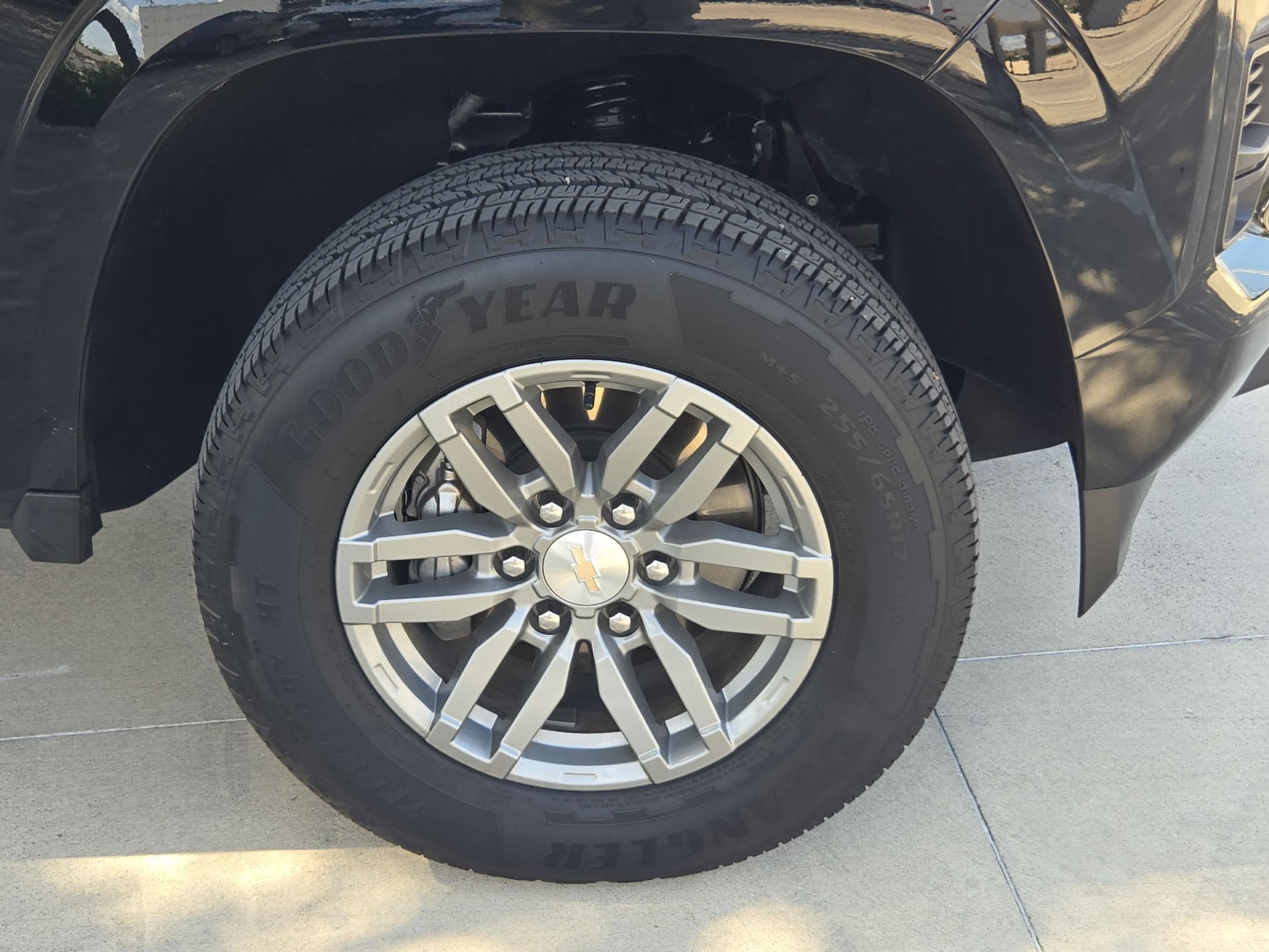 2024 Chevrolet Colorado 2WD LT